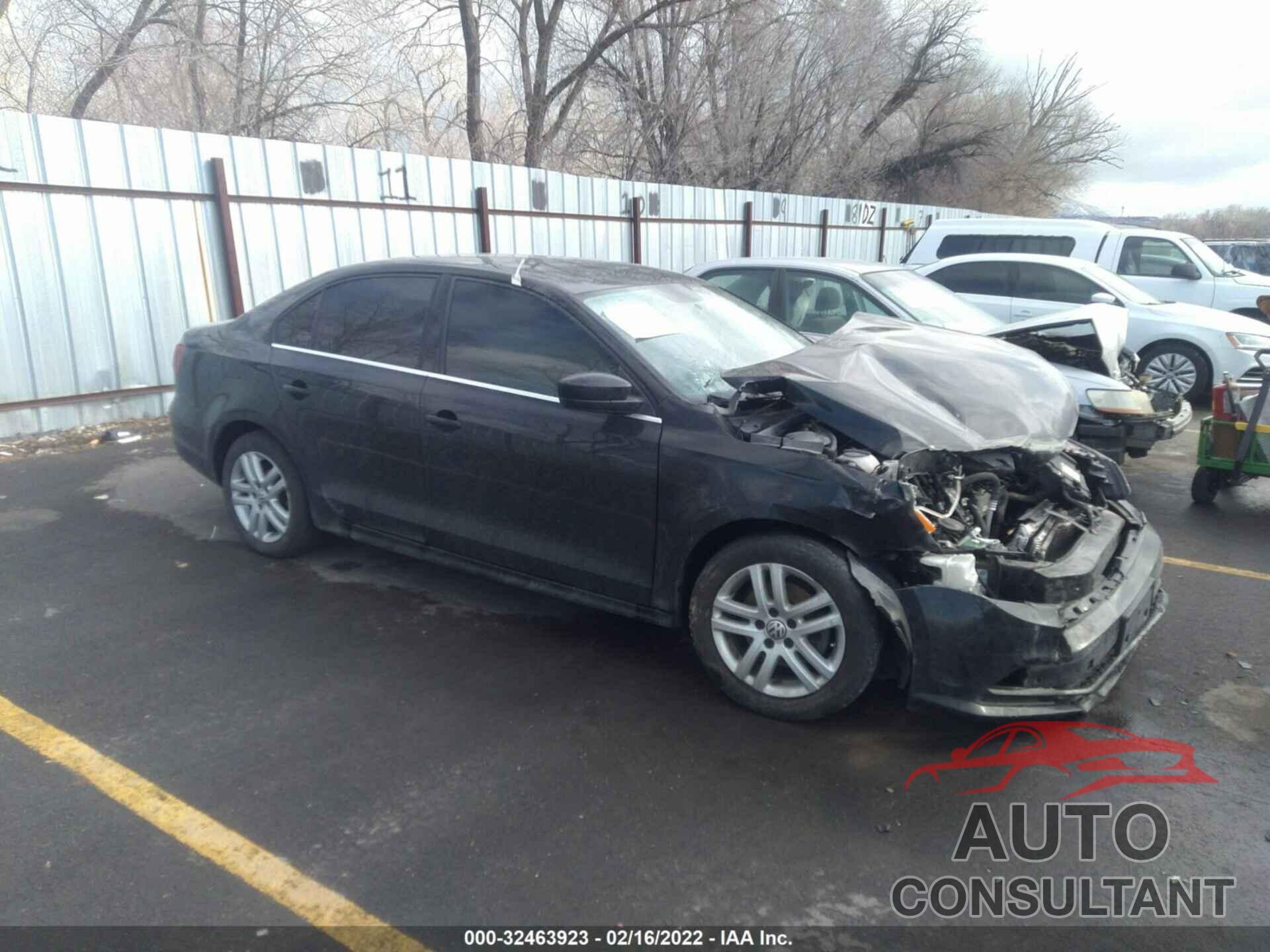 VOLKSWAGEN JETTA 2017 - 3VW2B7AJXHM248281