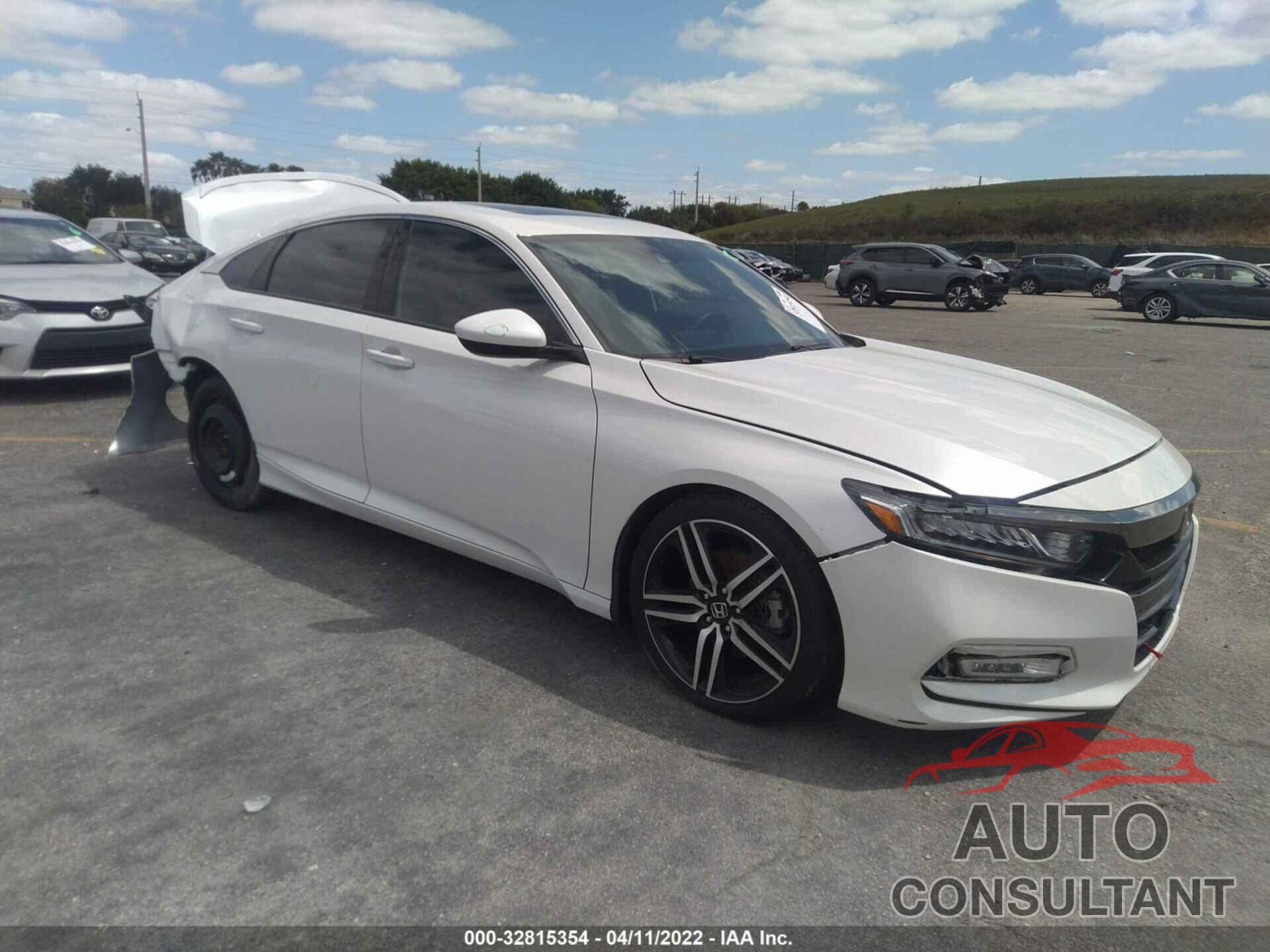 HONDA ACCORD SEDAN 2018 - 1HGCV2F33JA015195