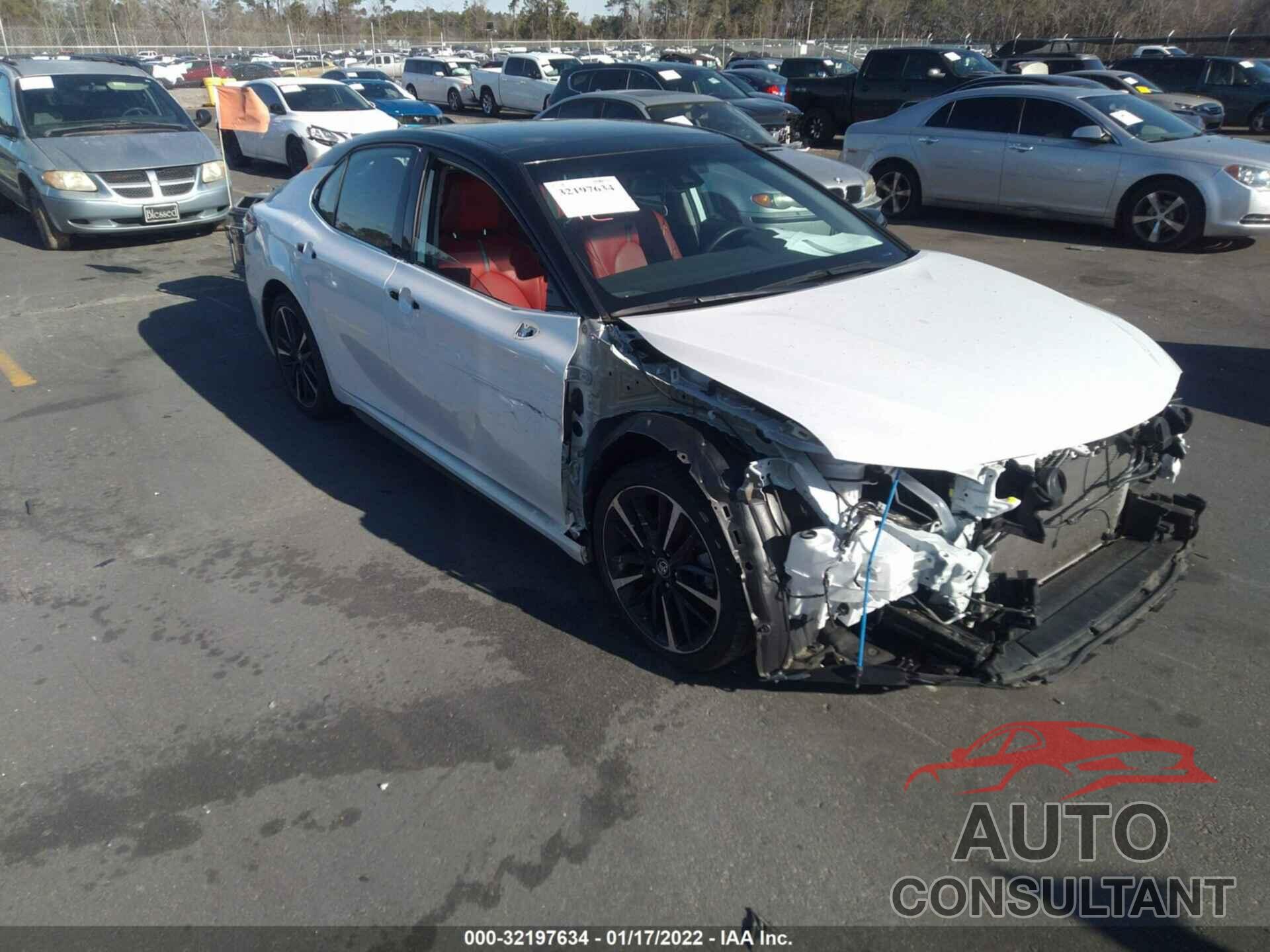 TOYOTA CAMRY 2020 - 4T1K61AK7LU332510