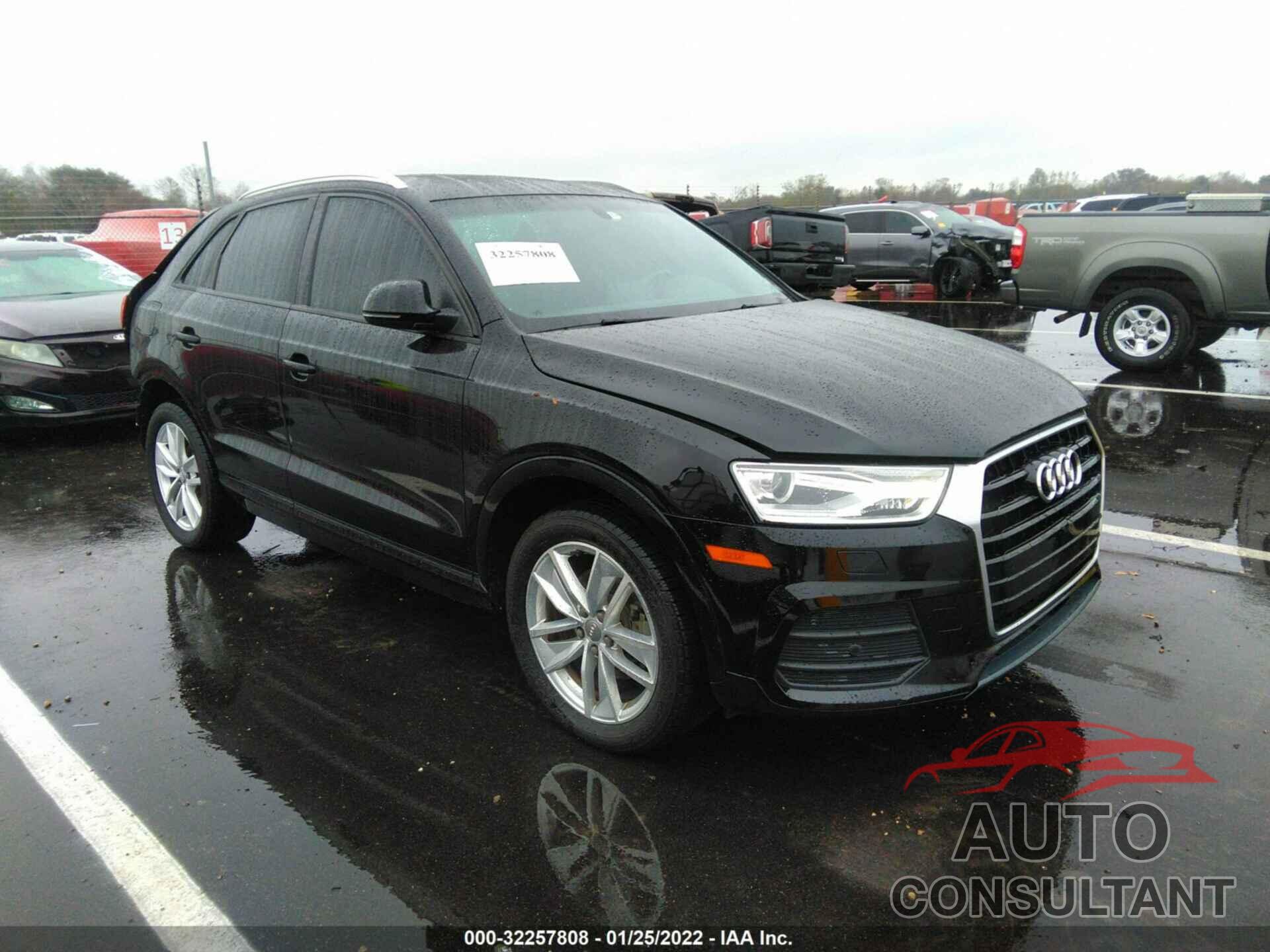 AUDI Q3 2017 - WA1BCCFS0HR009325