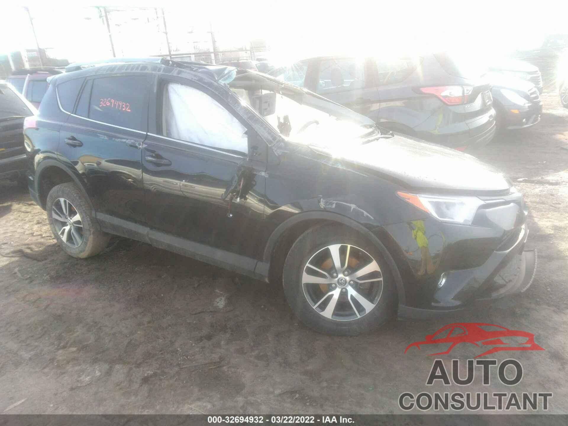 TOYOTA RAV4 2018 - 2T3RFREV2JW831589