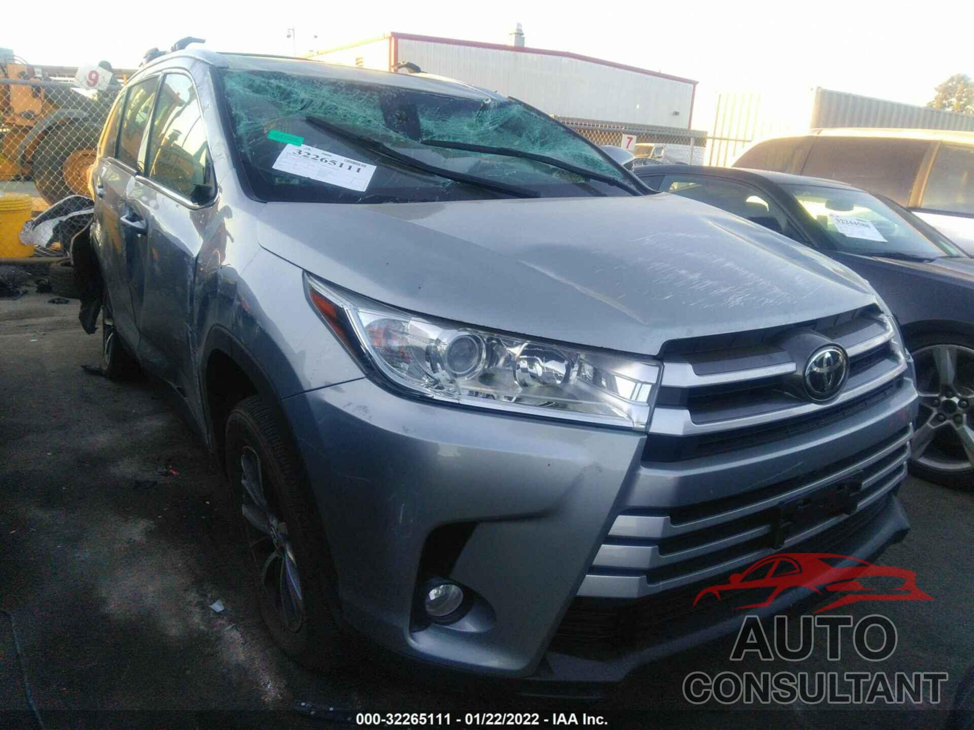TOYOTA HIGHLANDER 2019 - 5TDKZRFH1KS360376