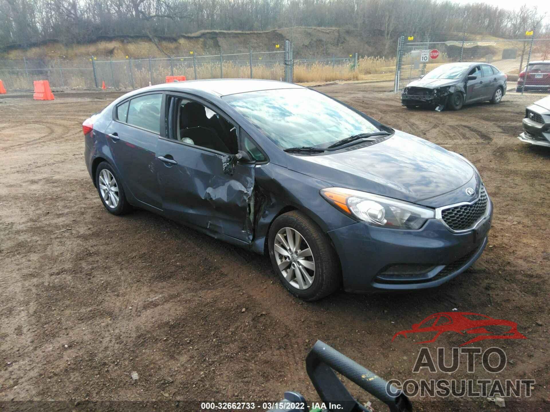 KIA FORTE 2016 - KNAFX4A67G5502403