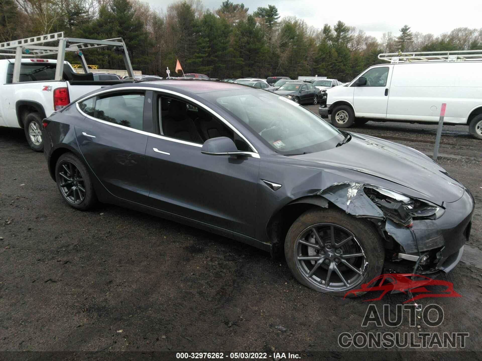TESLA MODEL 3 2018 - 5YJ3E1EAXJF025867