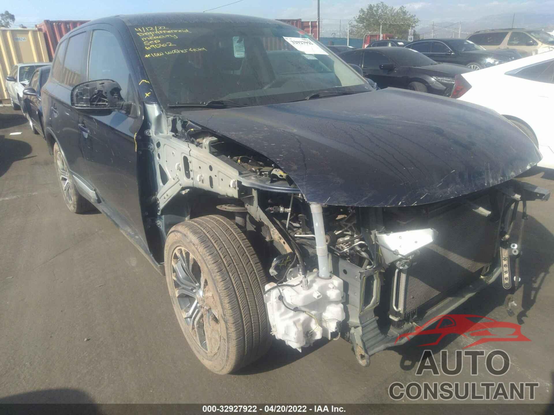 MITSUBISHI OUTLANDER 2018 - JA4AD2A31JZ049955