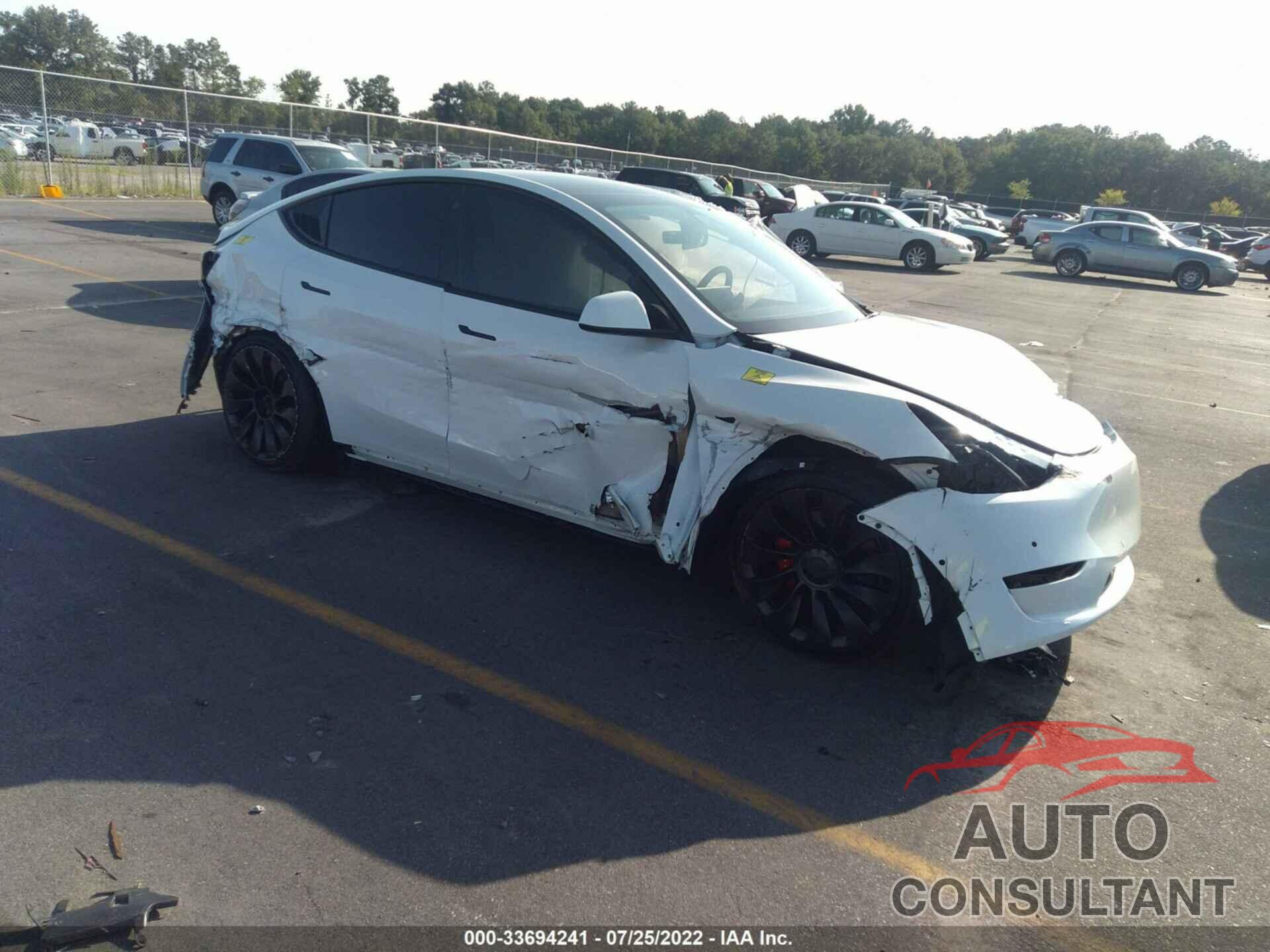 TESLA MODEL Y 2022 - 7SAYGDEF6NF378242