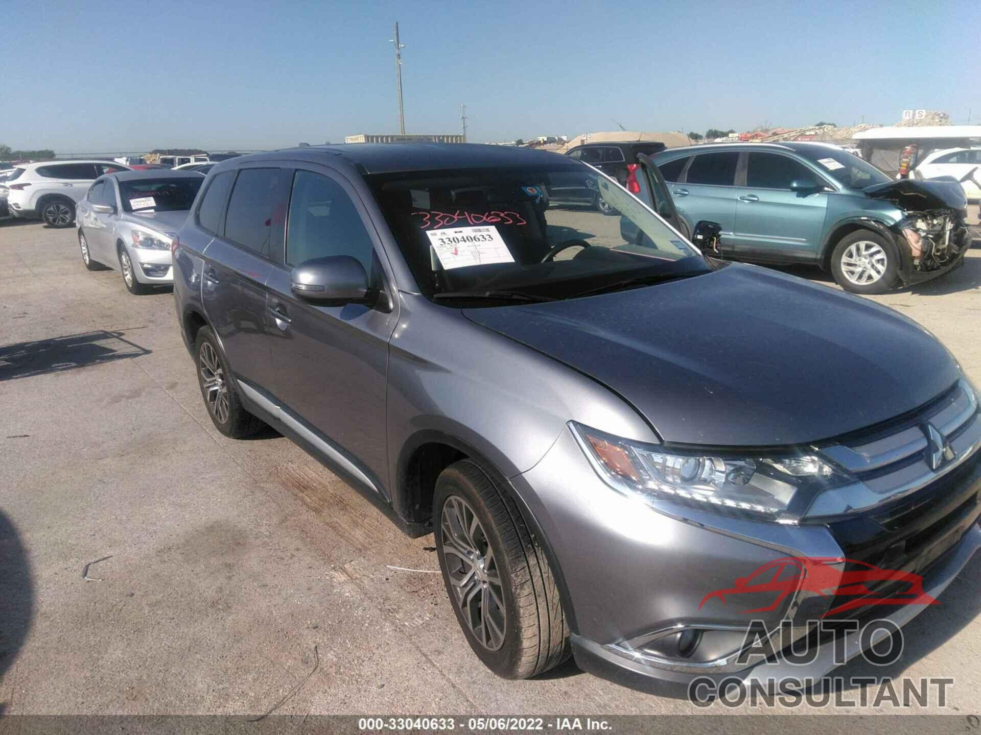 MITSUBISHI OUTLANDER 2018 - JA4AD3A3XJZ000386