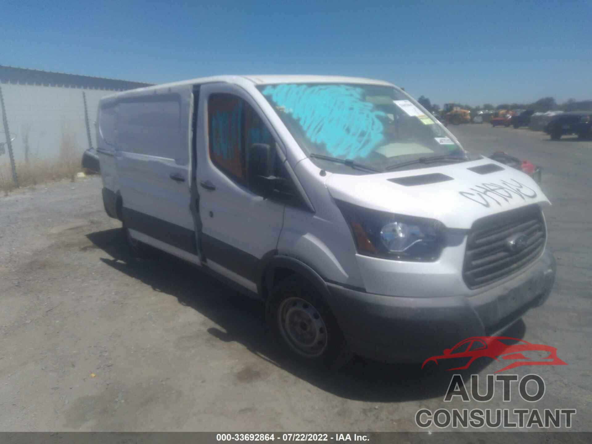 FORD TRANSIT VAN 2018 - 1FTYR1YM1JKA42544