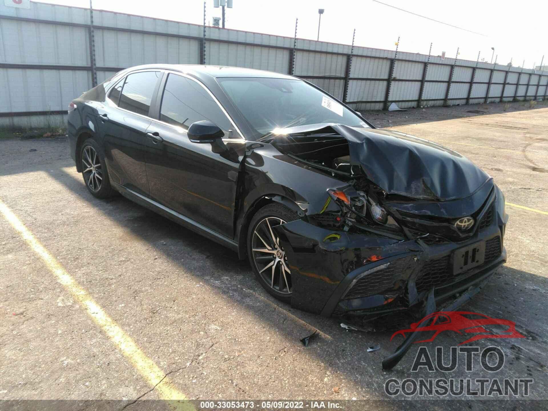 TOYOTA CAMRY 2022 - 4T1T11AK3NU040648