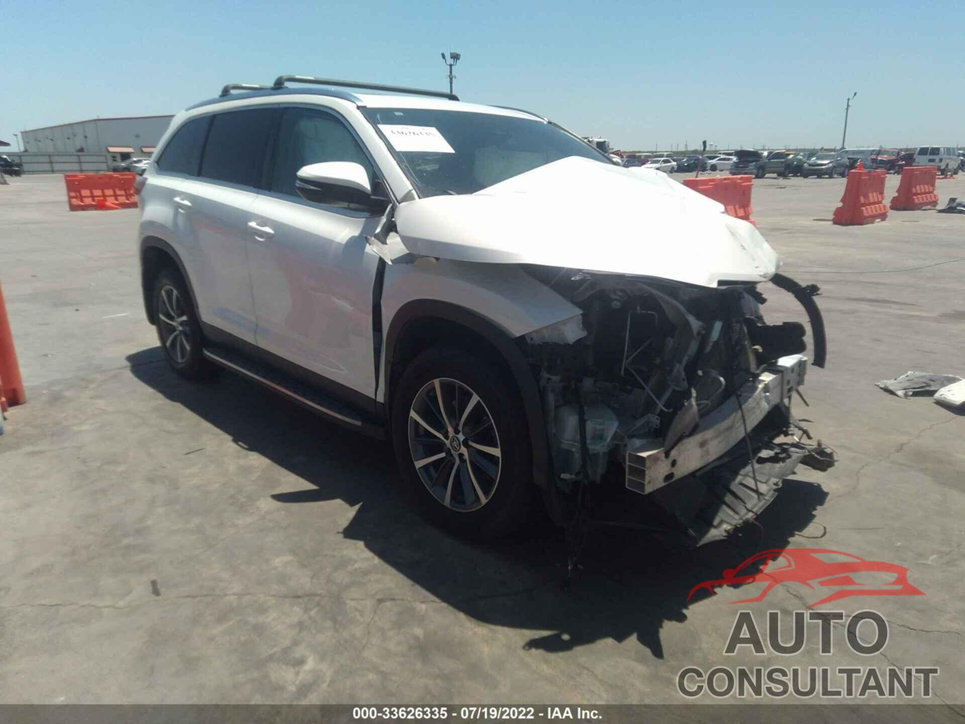 TOYOTA HIGHLANDER 2019 - 5TDKZRFH8KS567265