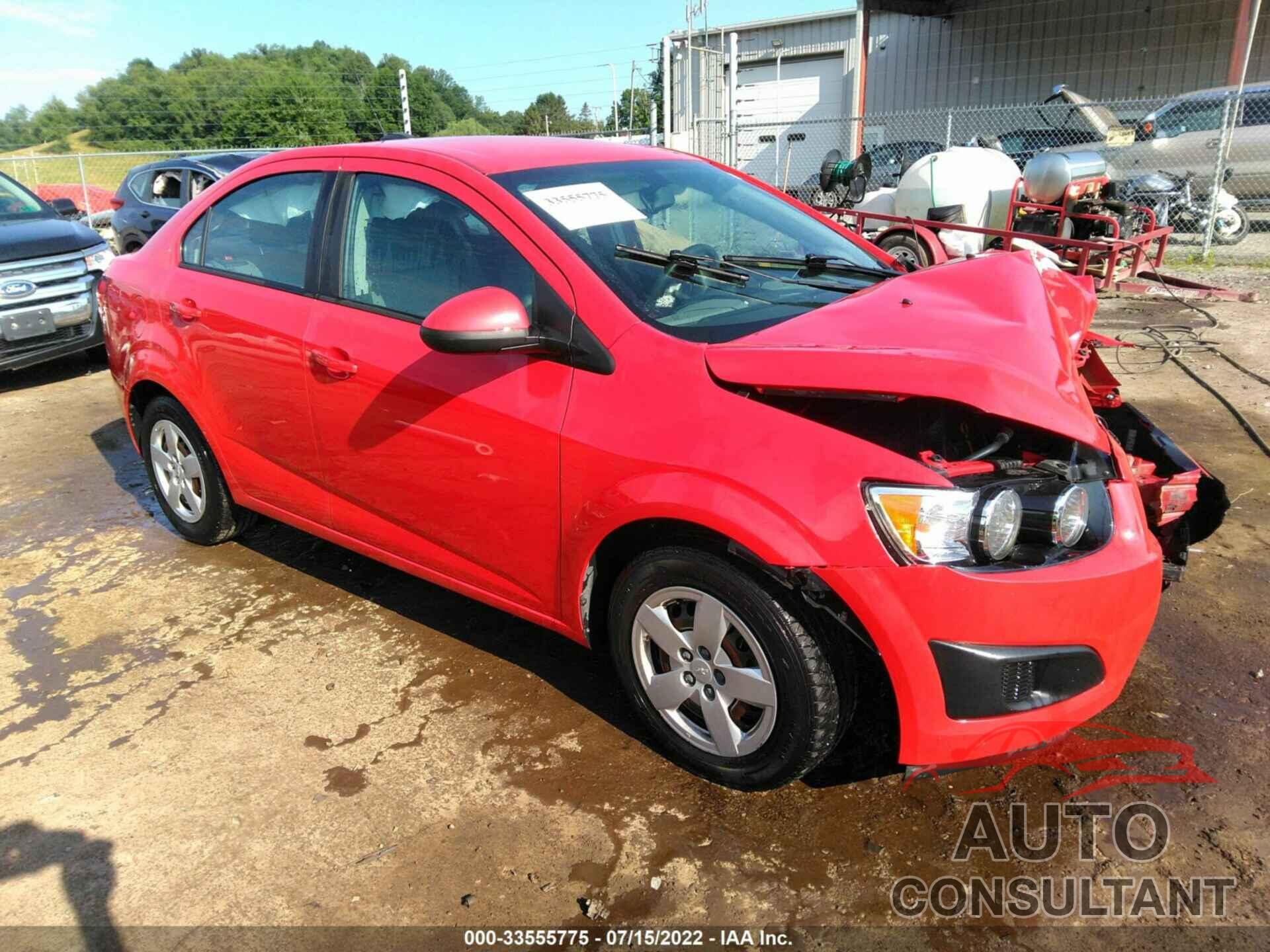 CHEVROLET SONIC 2016 - 1G1JA5SH1G4180330