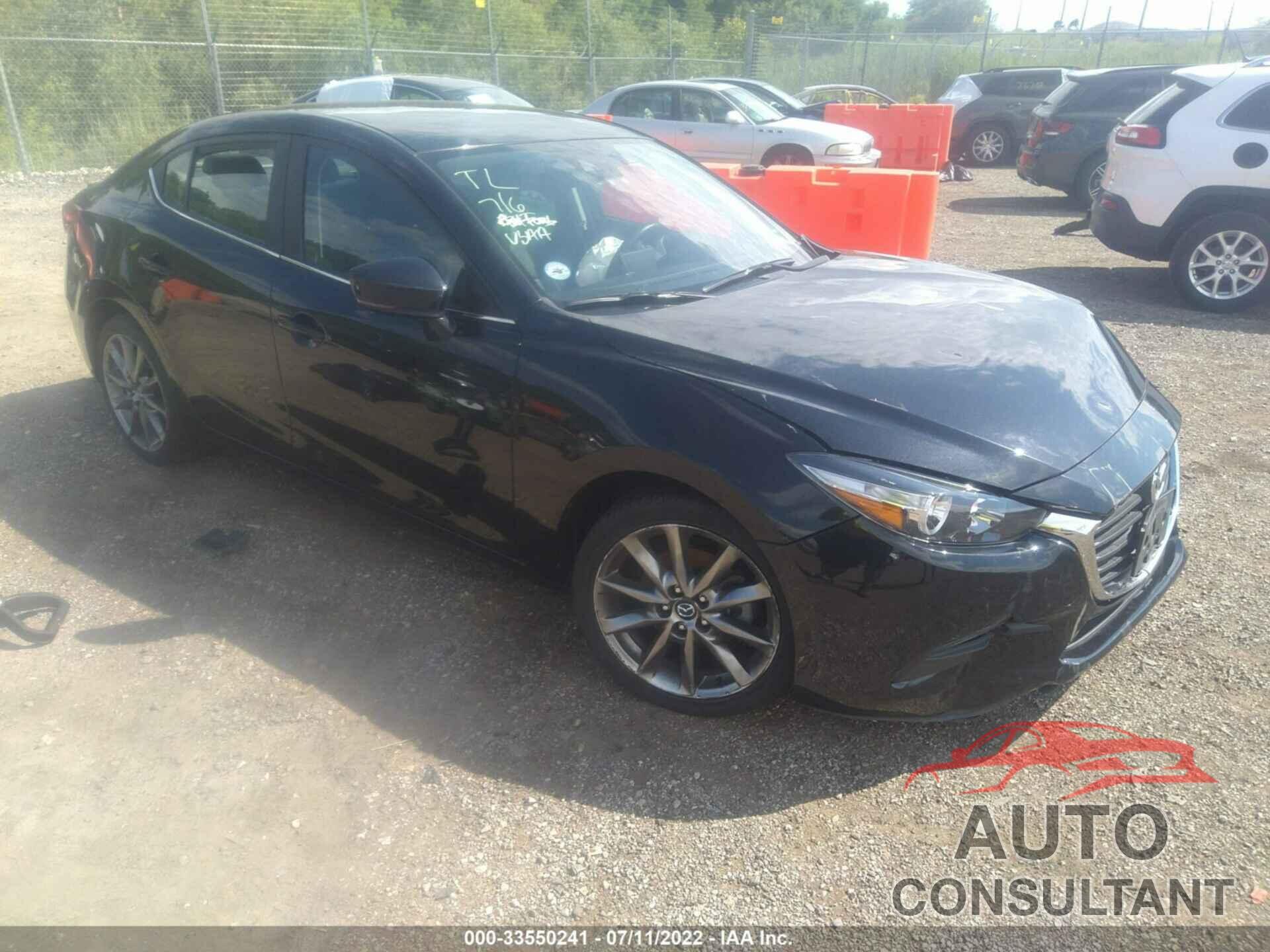 MAZDA MAZDA3 4-DOOR 2018 - 3MZBN1V33JM177740