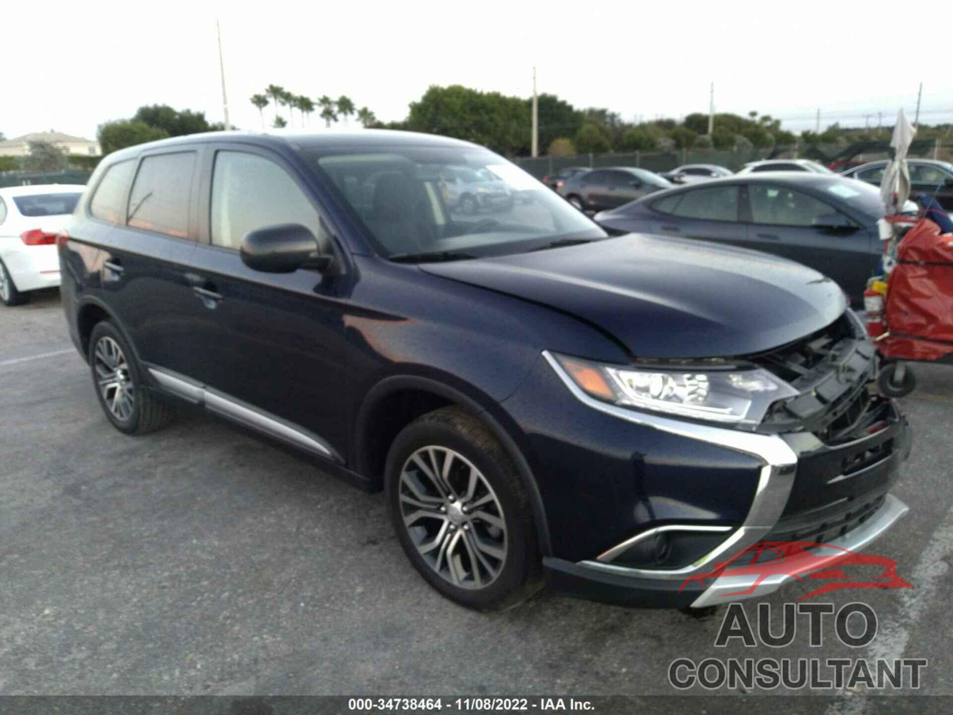 MITSUBISHI OUTLANDER 2018 - JA4AZ3A39JZ052402