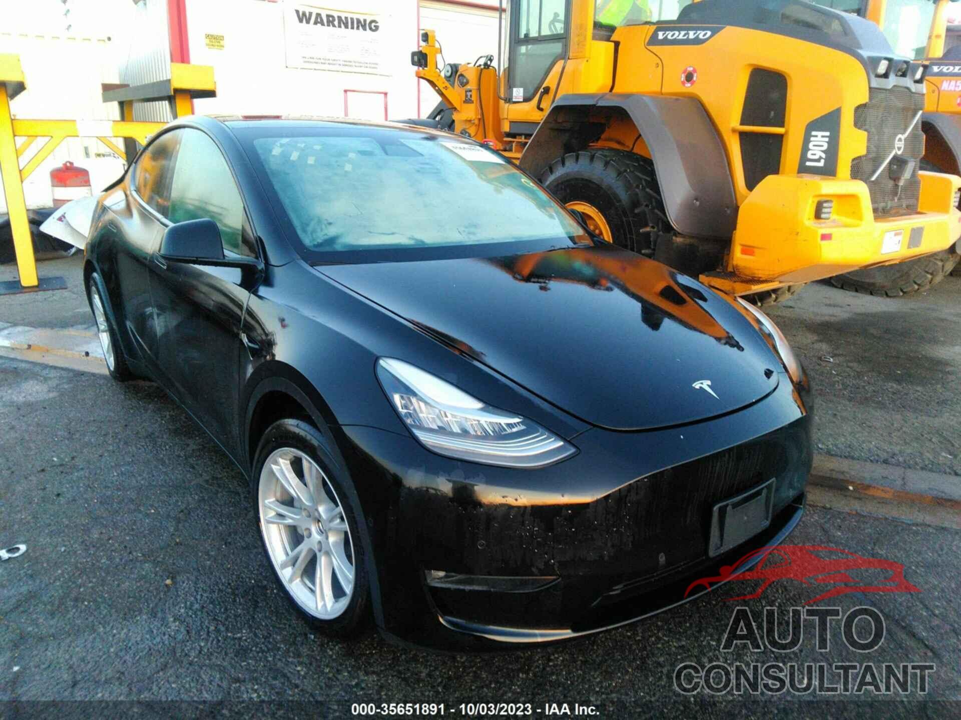 TESLA MODEL Y 2021 - 5YJYGDEE8MF299061