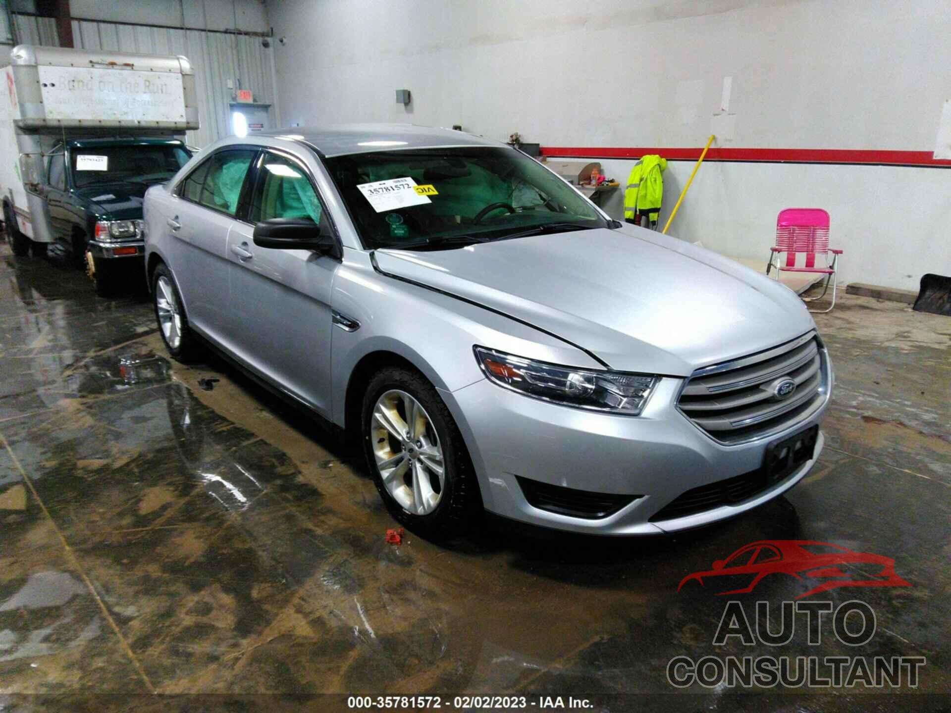 FORD TAURUS 2015 - 1FAHP2D82FG179982