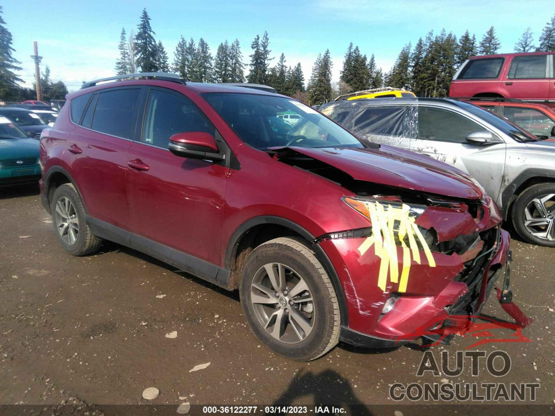 TOYOTA RAV4 2018 - 2T3RFREV7JW722450