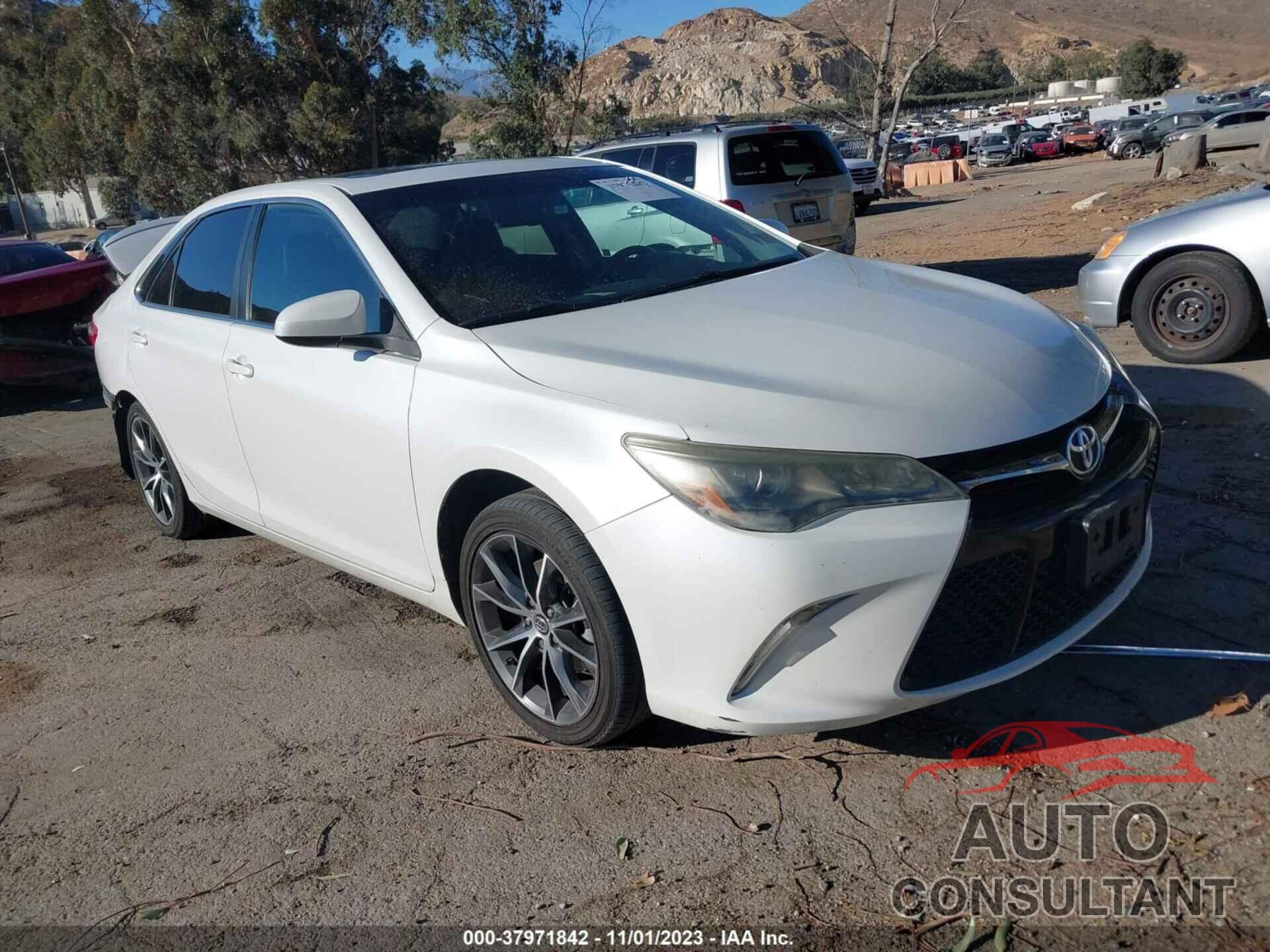 TOYOTA CAMRY 2017 - 4T1BK1FK6HU580629