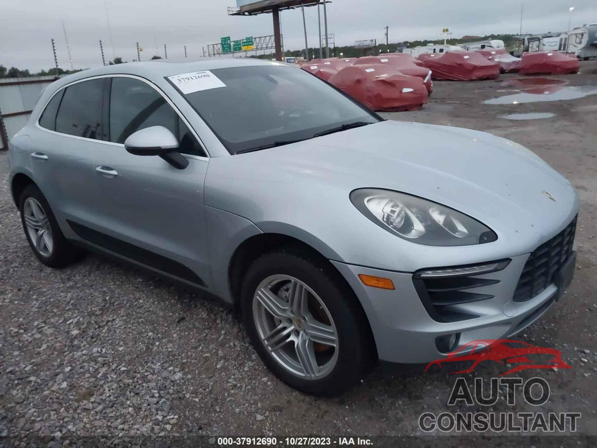 PORSCHE MACAN 2016 - WP1AB2A55GLB43876