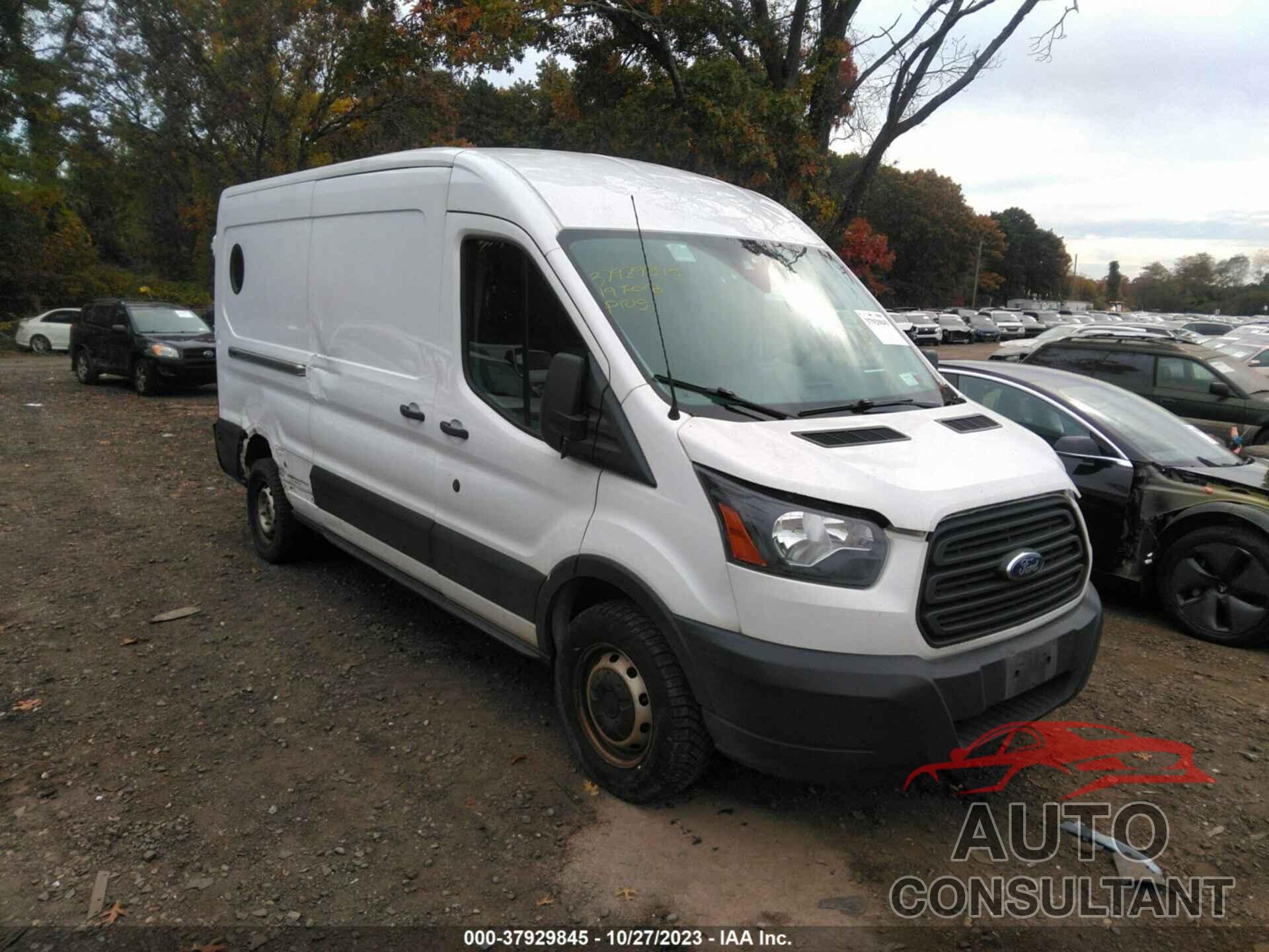 FORD TRANSIT VAN 2019 - 1FTYR2CM8KKA17428