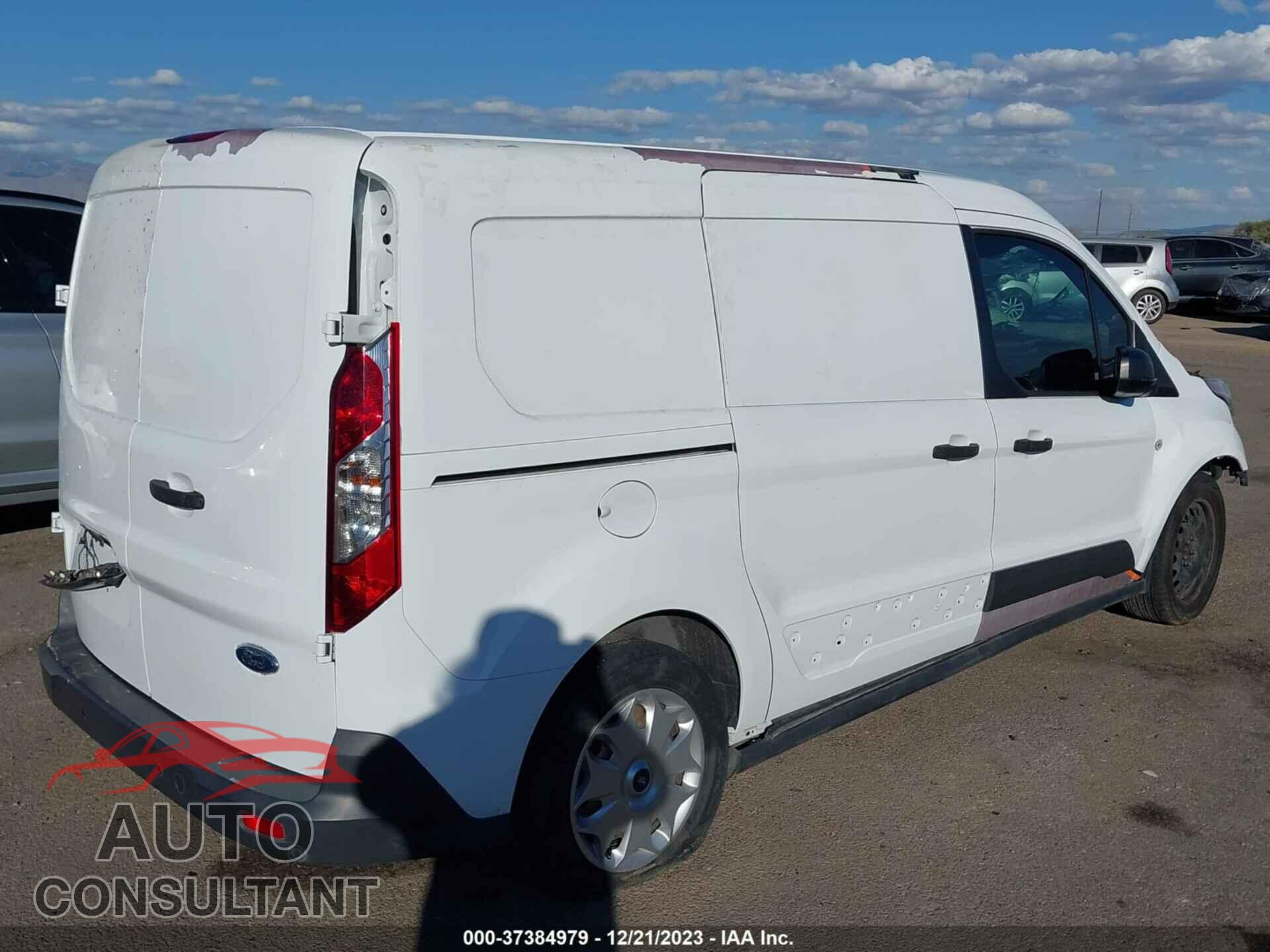 FORD TRANSIT CONNECT 2018 - NM0LS7F77J1379110