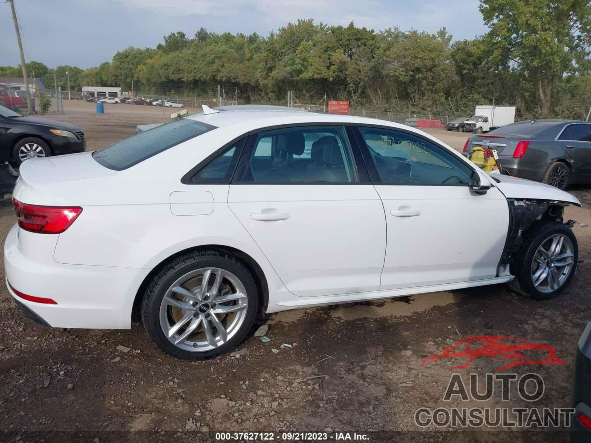 AUDI A4 2017 - WAUDNAF44HN045148