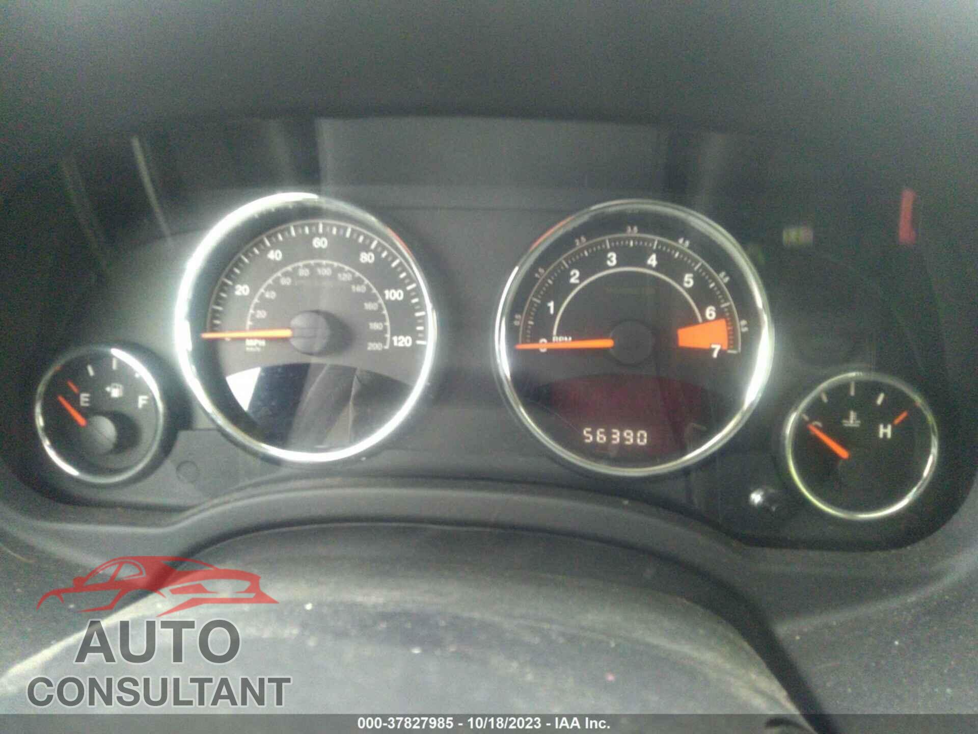 JEEP COMPASS 2015 - 1C4NJCEA9FD367275