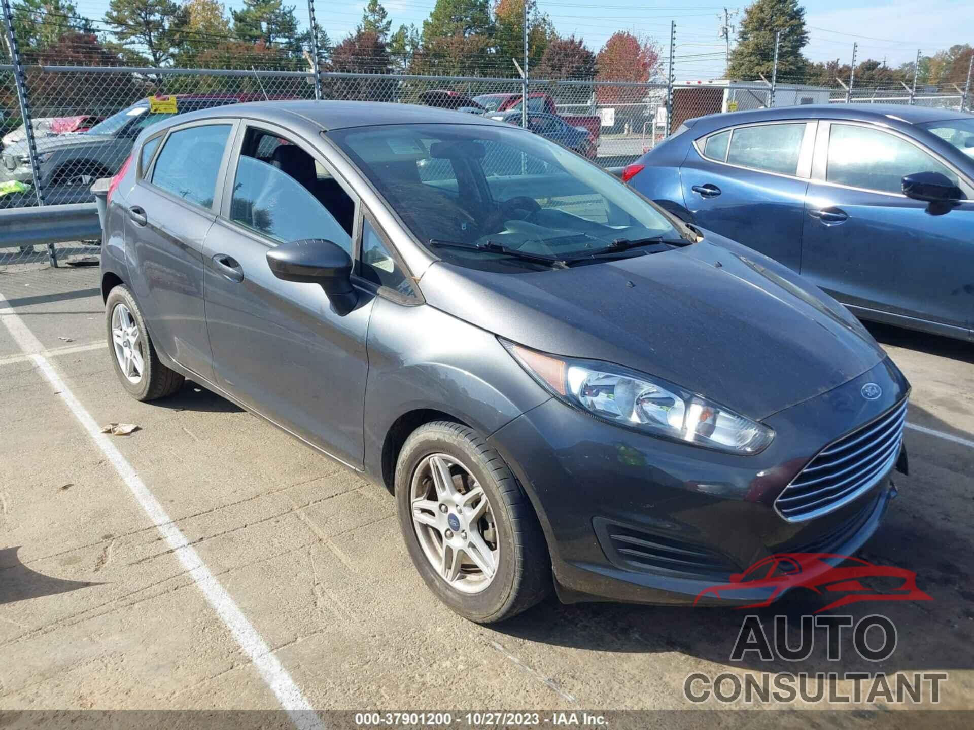 FORD FIESTA 2018 - 3FADP4EJ7JM131548