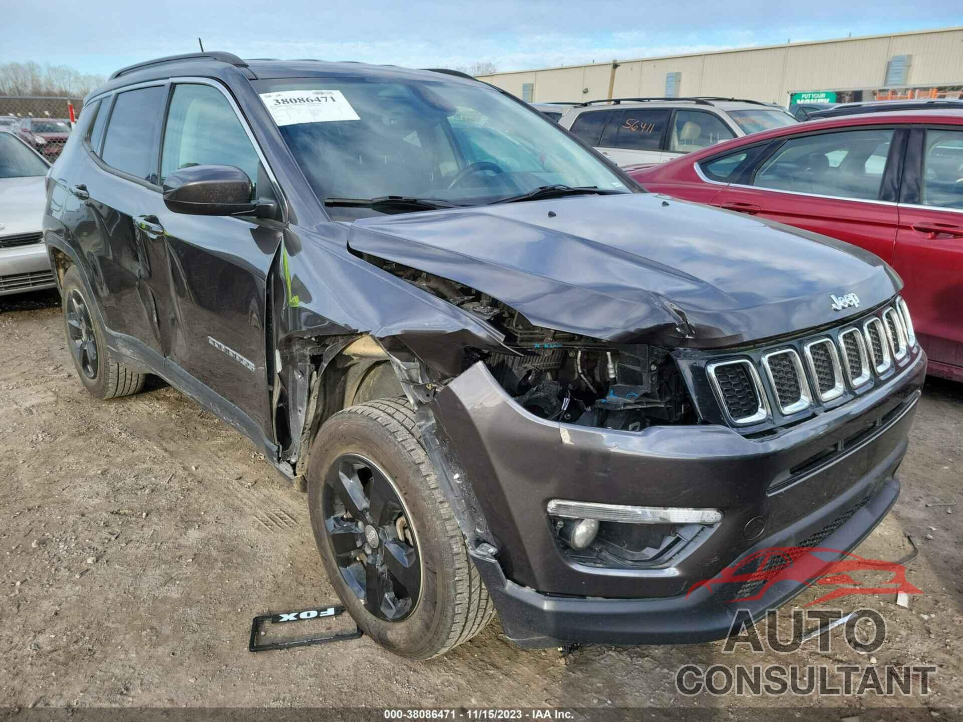 JEEP COMPASS 2018 - 3C4NJDBB8JT284104