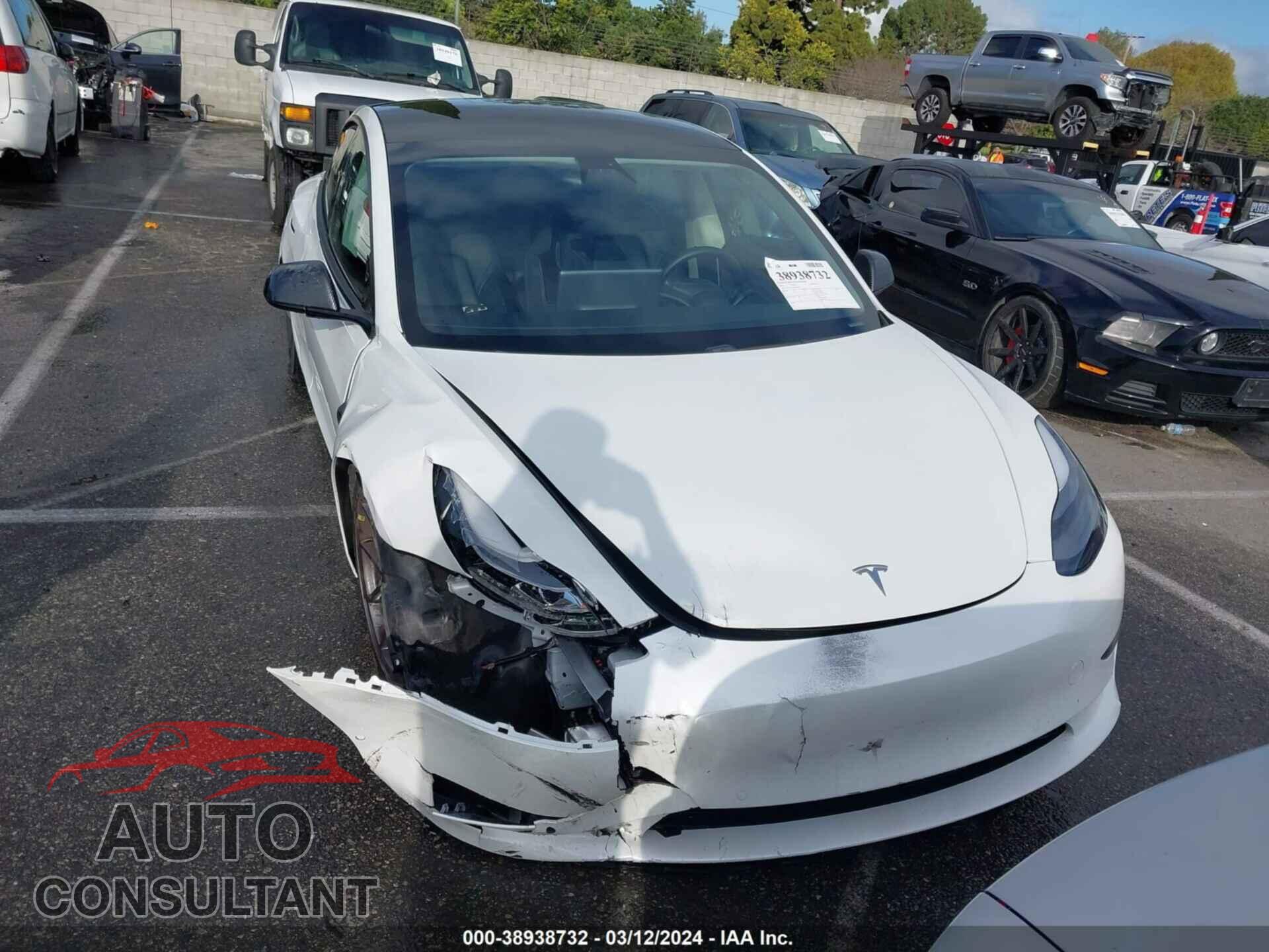 TESLA MODEL 3 2021 - 5YJ3E1EA7MF061262
