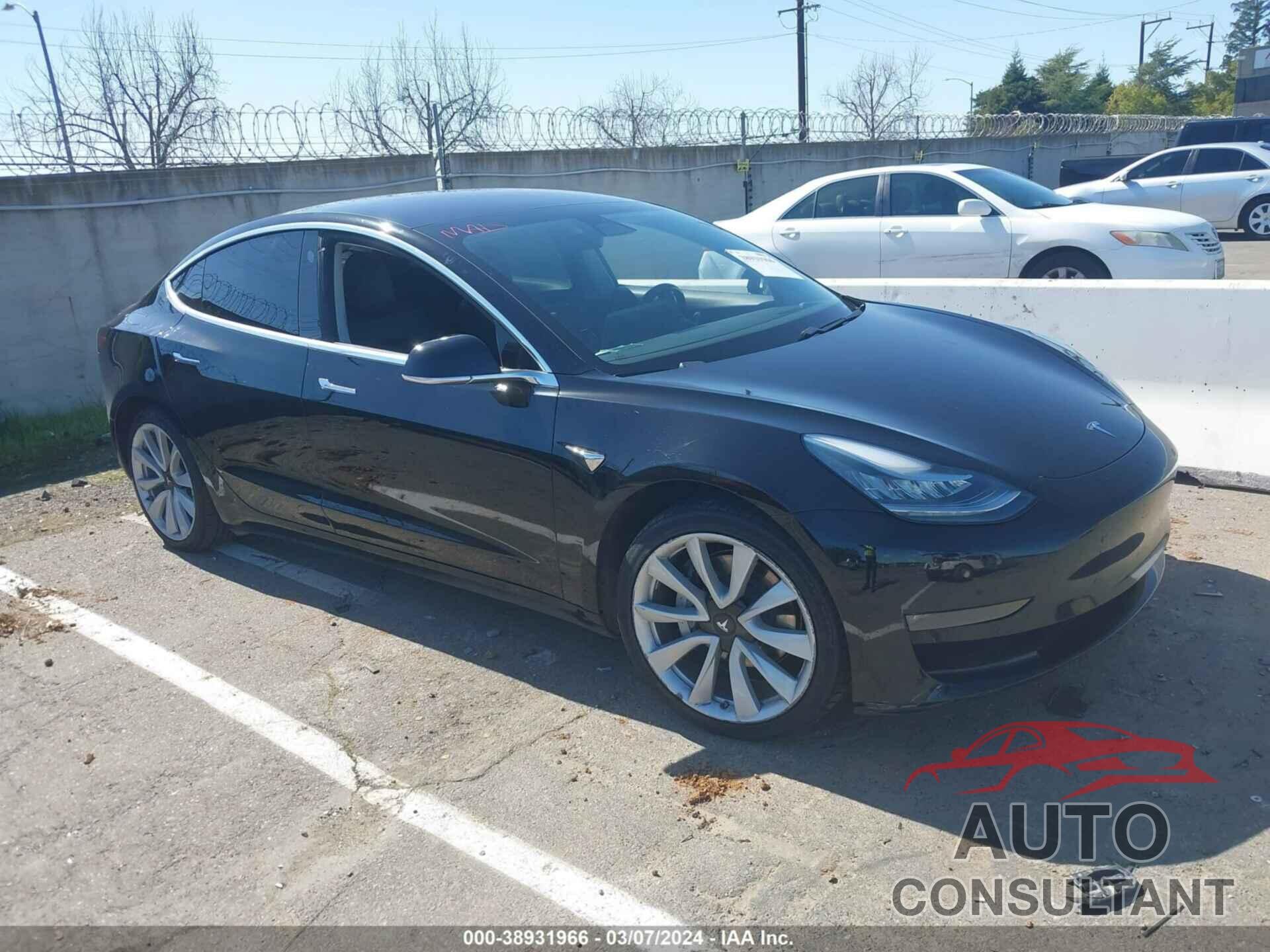 TESLA MODEL 3 2018 - 5YJ3E1EA9JF061162