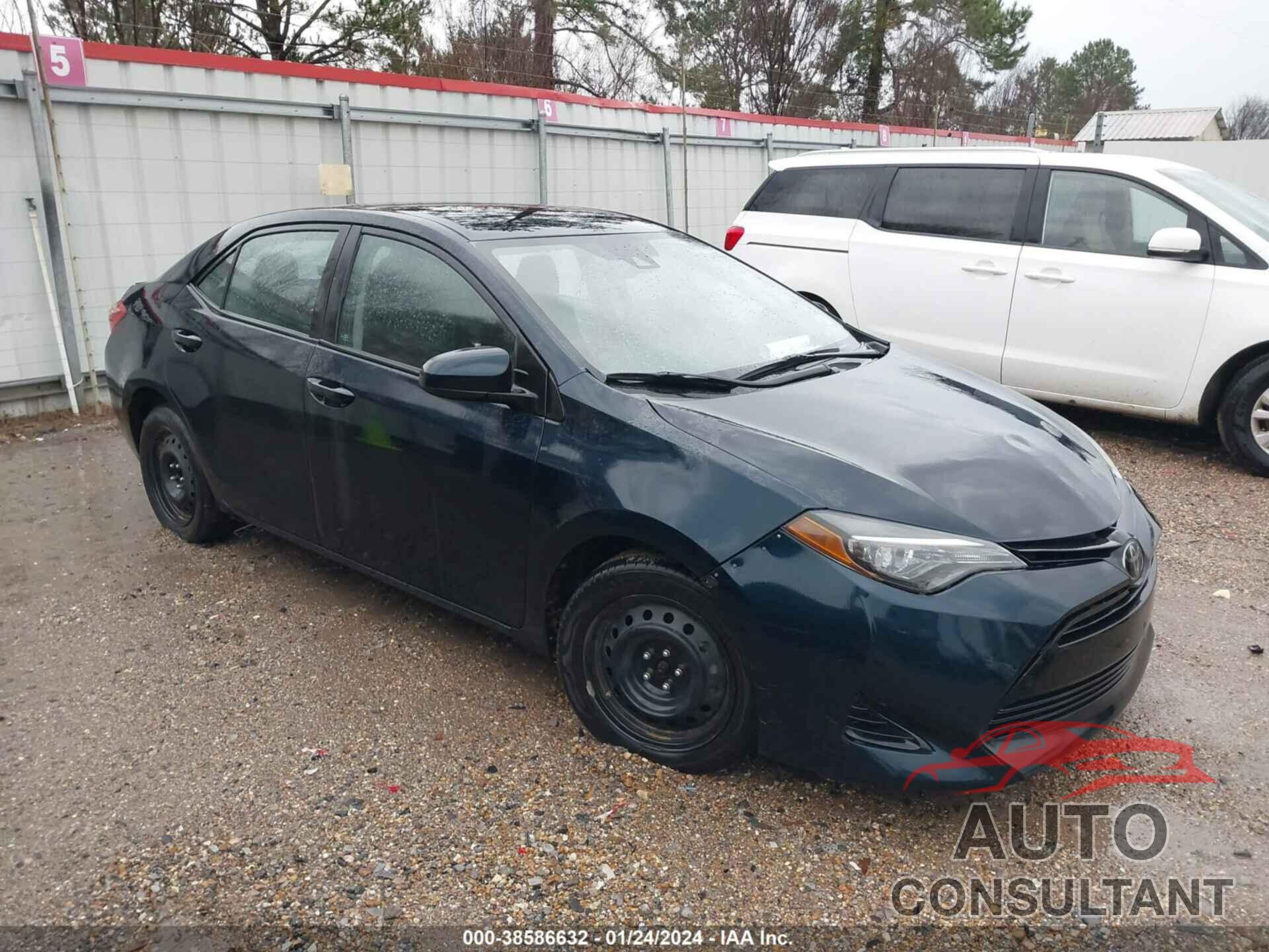 TOYOTA COROLLA 2018 - 2T1BURHE3JC983314