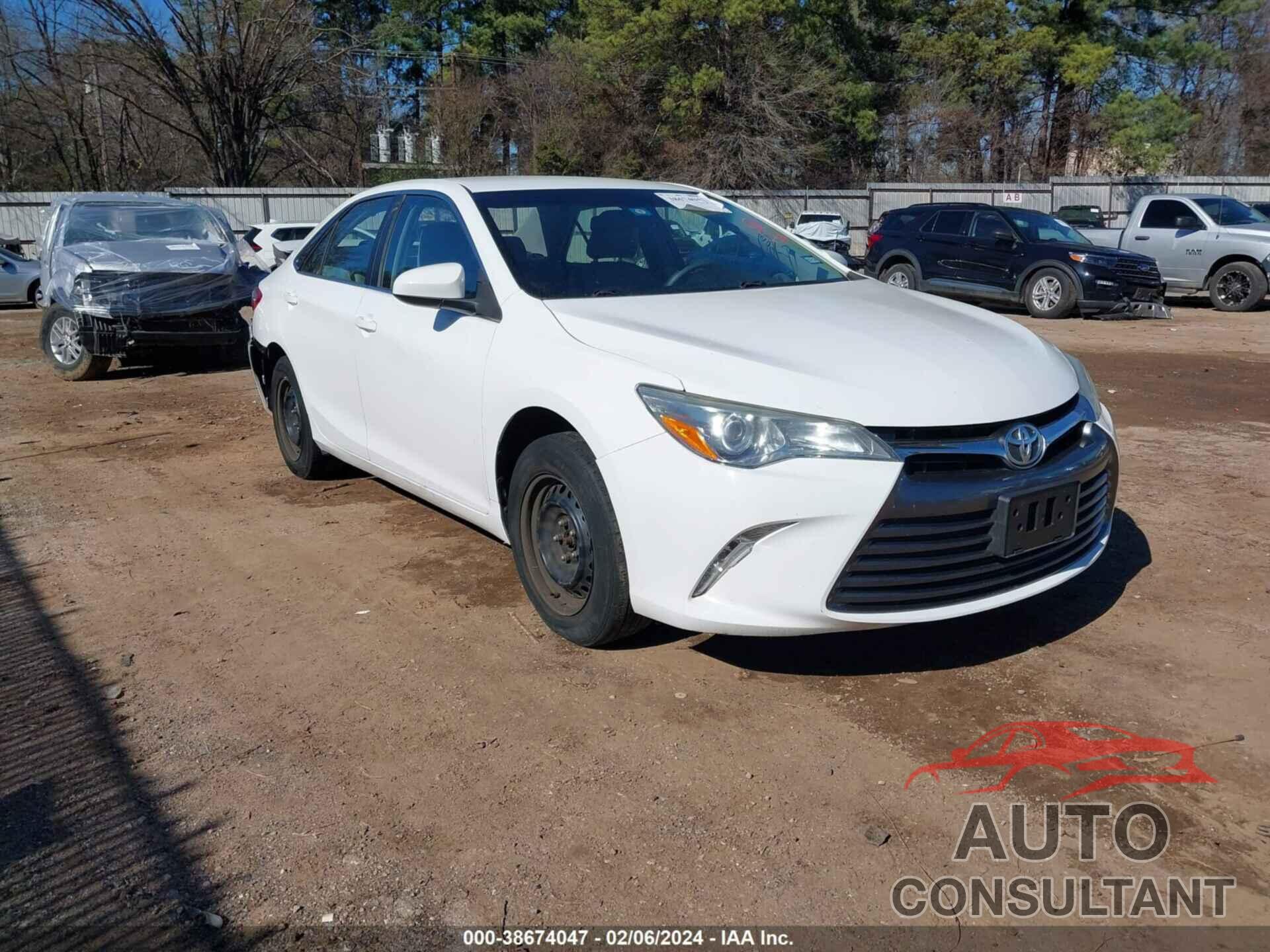 TOYOTA CAMRY 2016 - 4T4BF1FK0GR563415