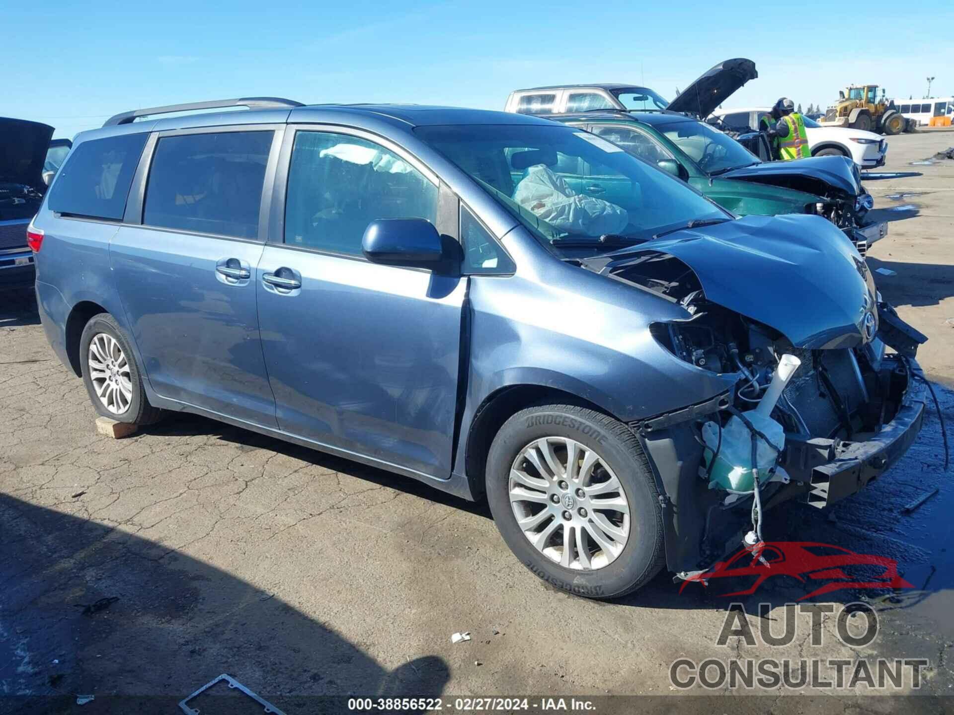 TOYOTA SIENNA 2016 - 5TDYK3DC4GS741570