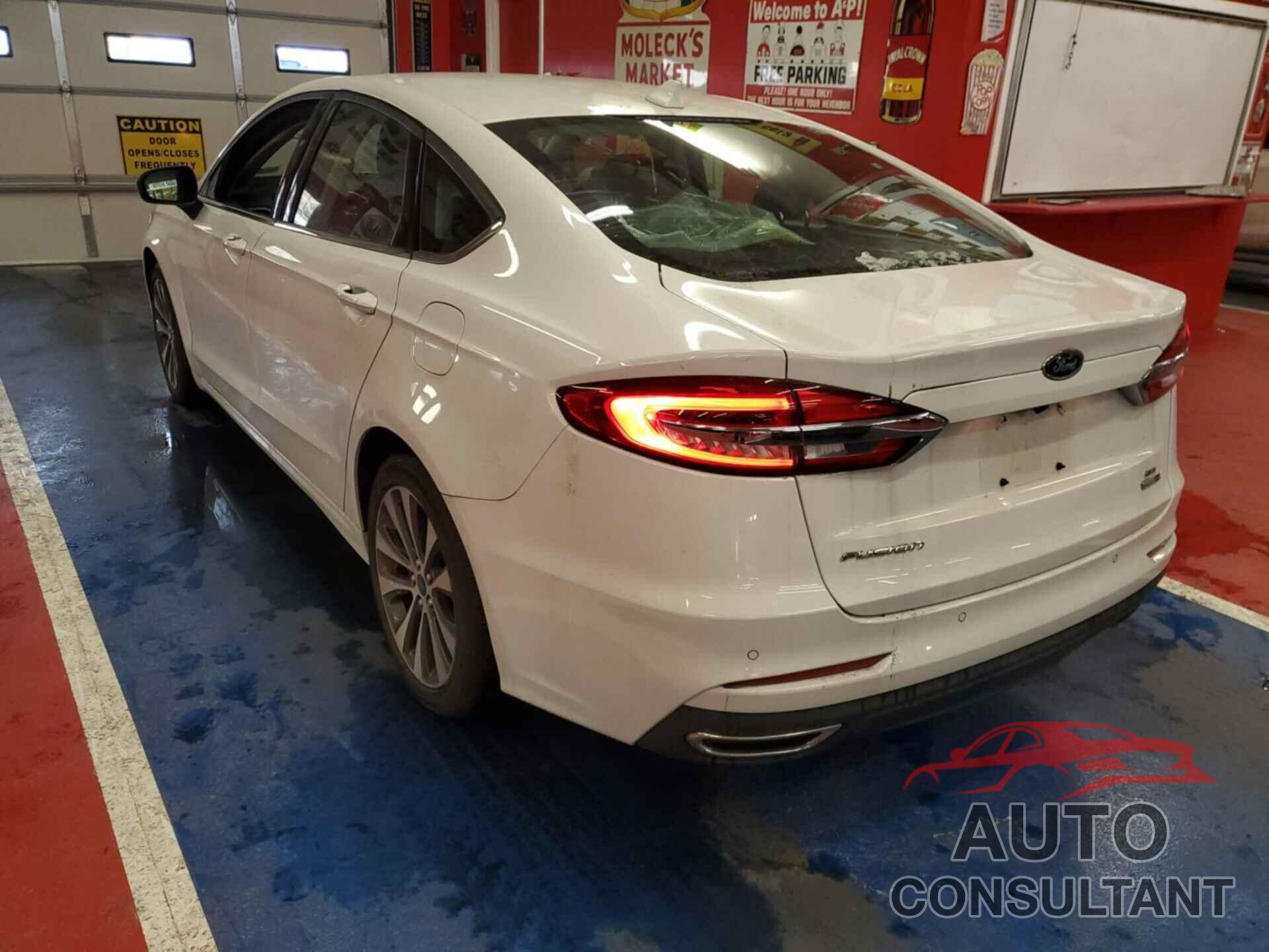 FORD FUSION 2019 - 3FA6P0T96KR157444