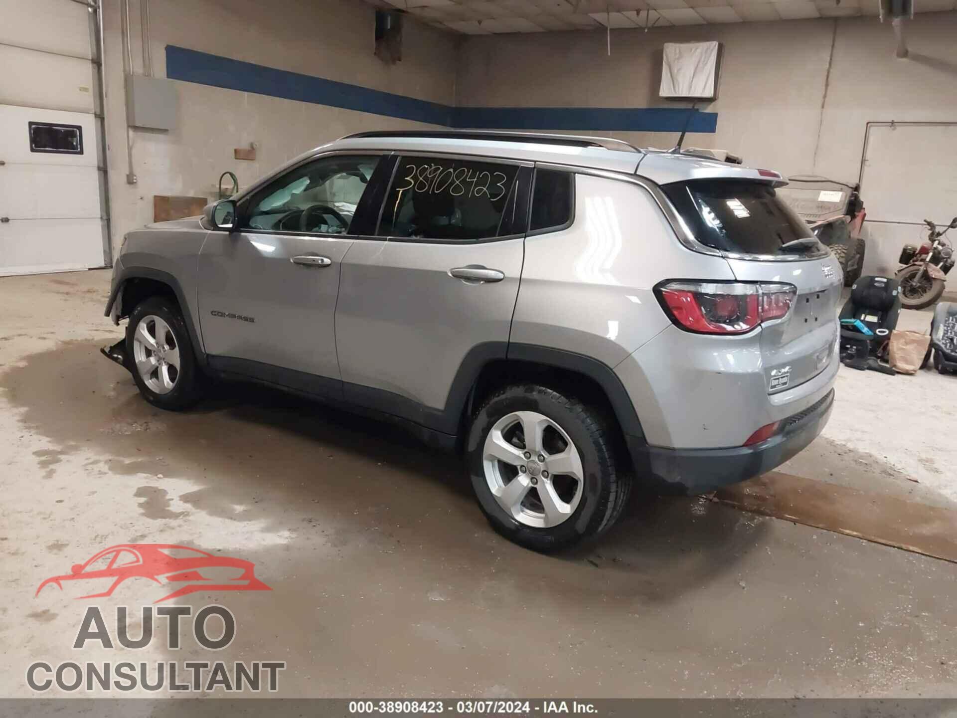 JEEP COMPASS 2018 - 3C4NJDBB3JT404102