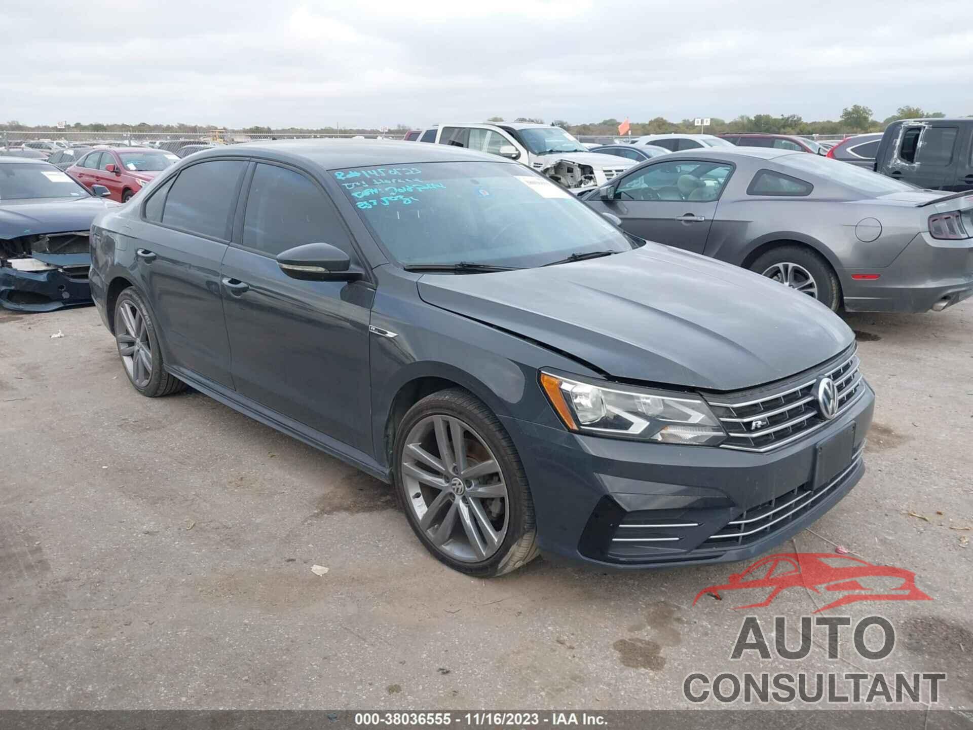 VOLKSWAGEN PASSAT 2018 - 1VWAA7A37JC028961
