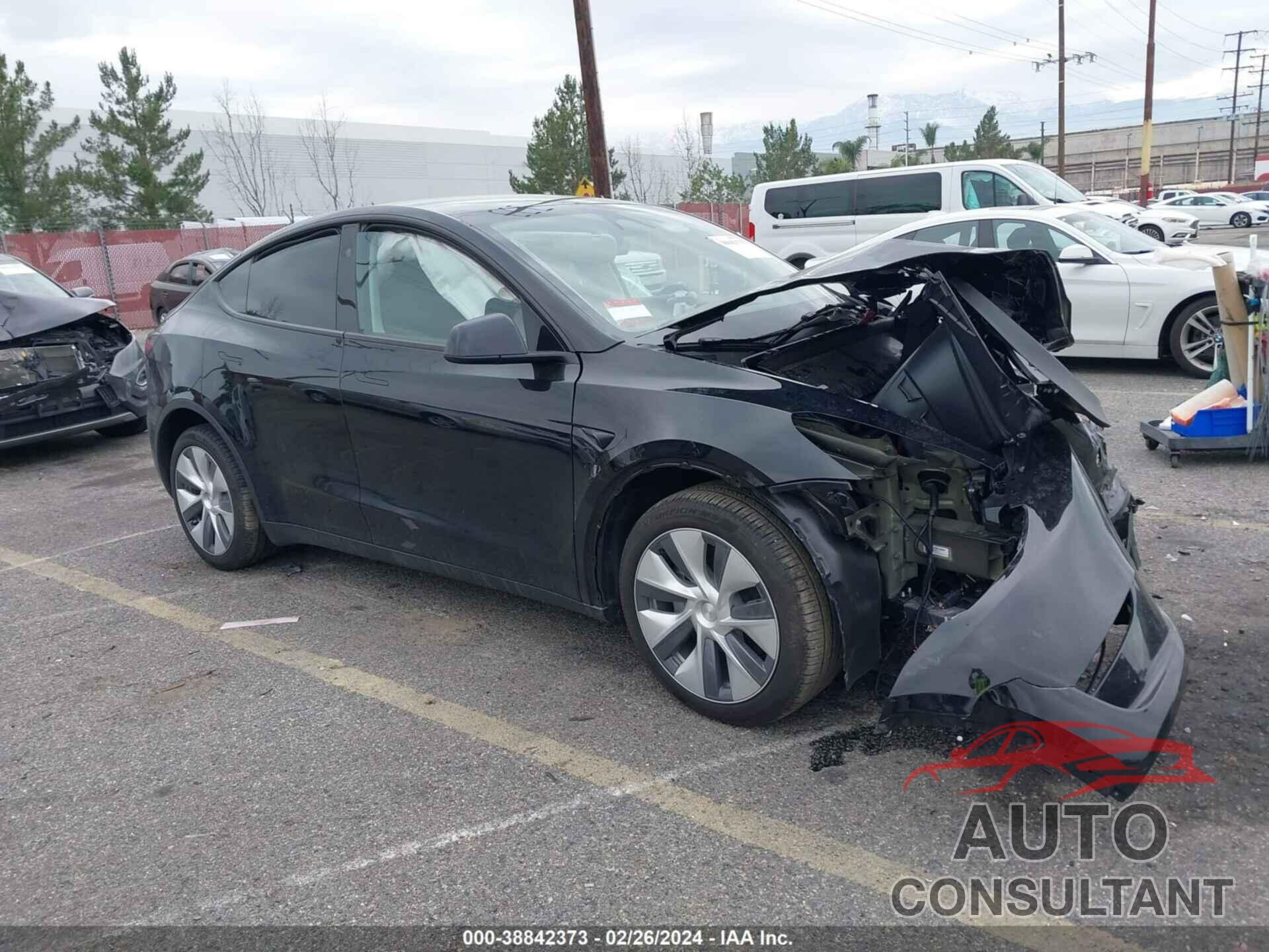 TESLA MODEL Y 2023 - 7SAYGDEE7PA142402