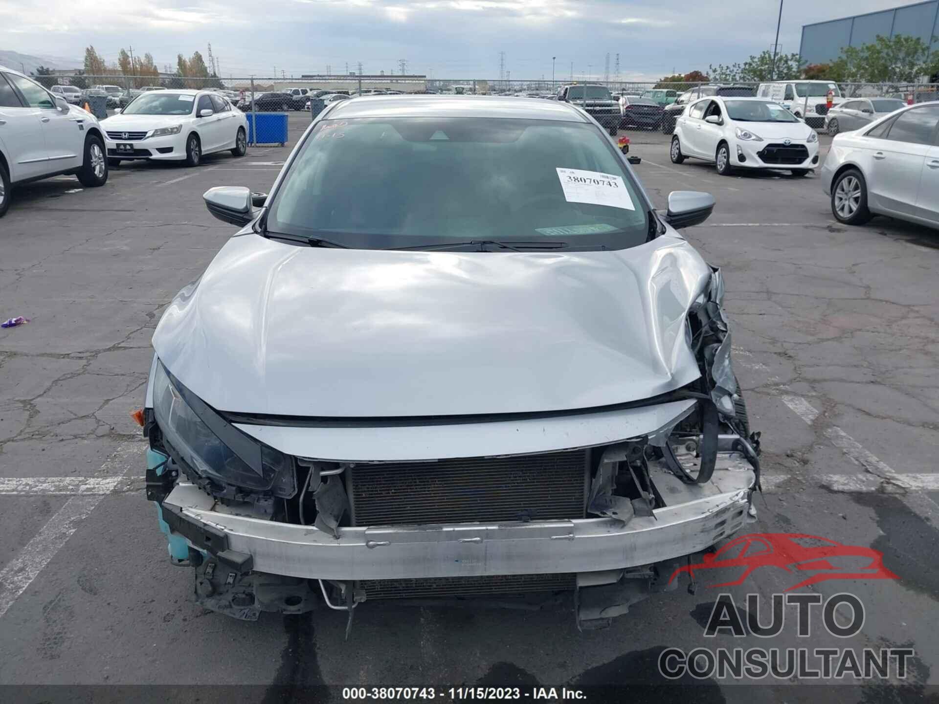 HONDA CIVIC 2019 - 2HGFC2F63KH518547