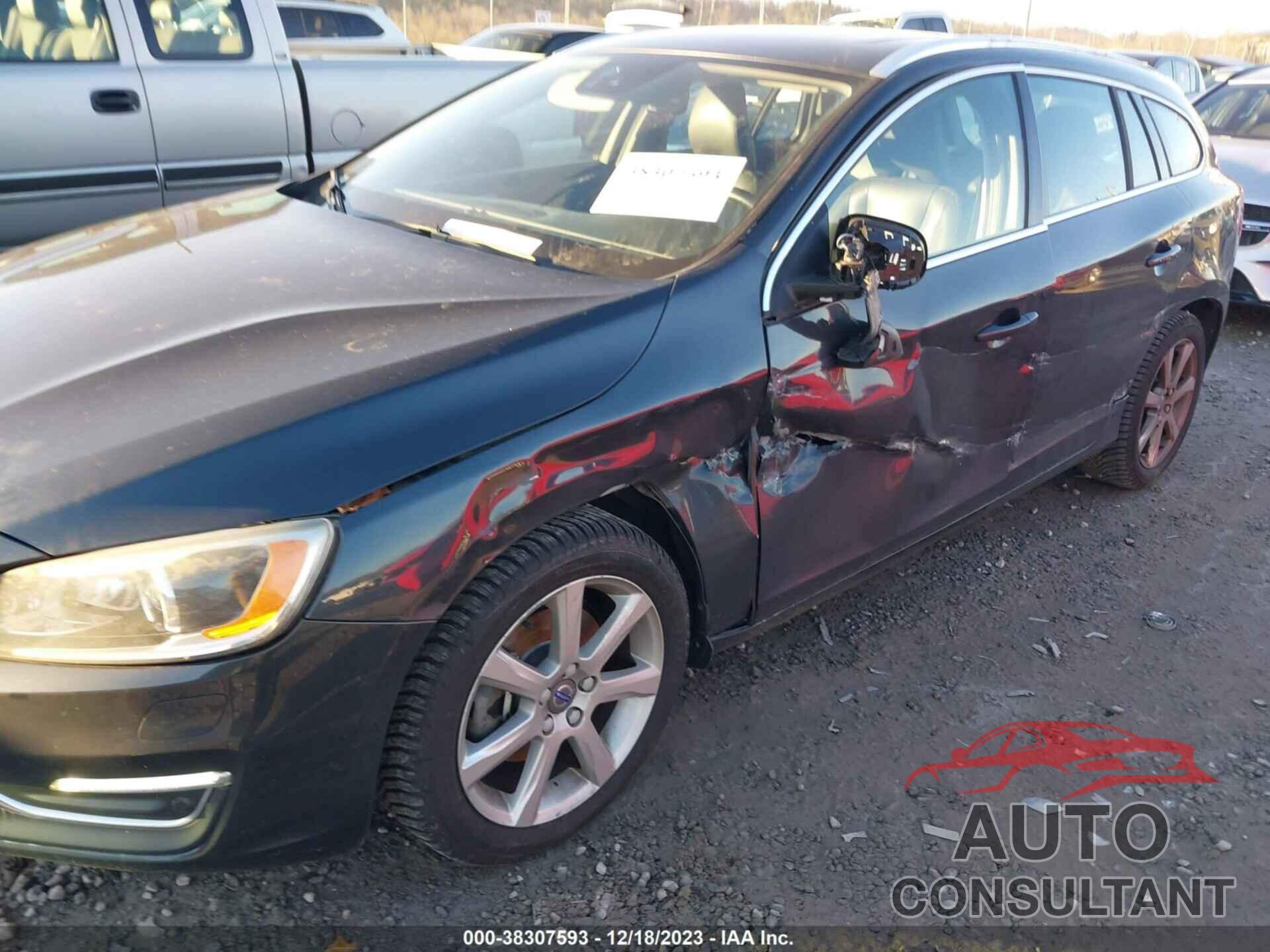 VOLVO V60 2016 - YV140MEM5G1301852