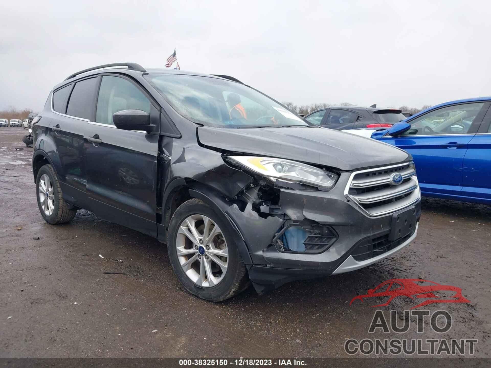 FORD ESCAPE 2017 - 1FMCU9GD3HUB65734