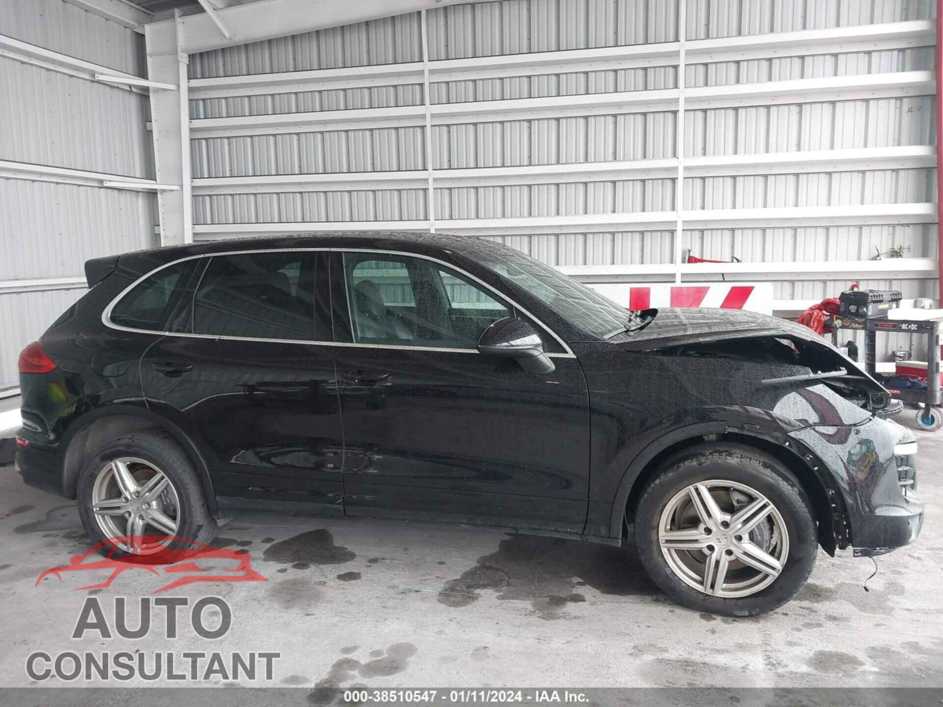 PORSCHE CAYENNE 2016 - WP1AA2A21GLA03624