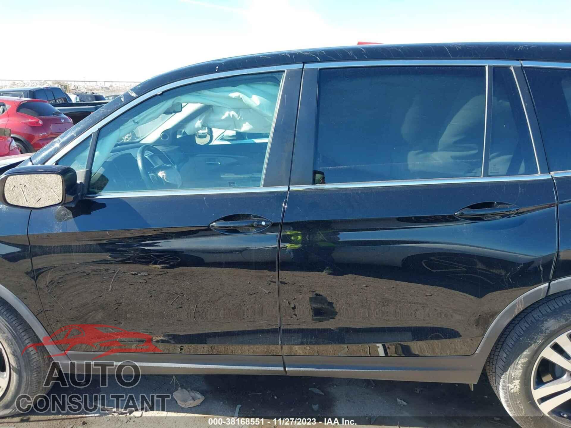 HONDA PILOT 2017 - 5FNYF5H50HB006005