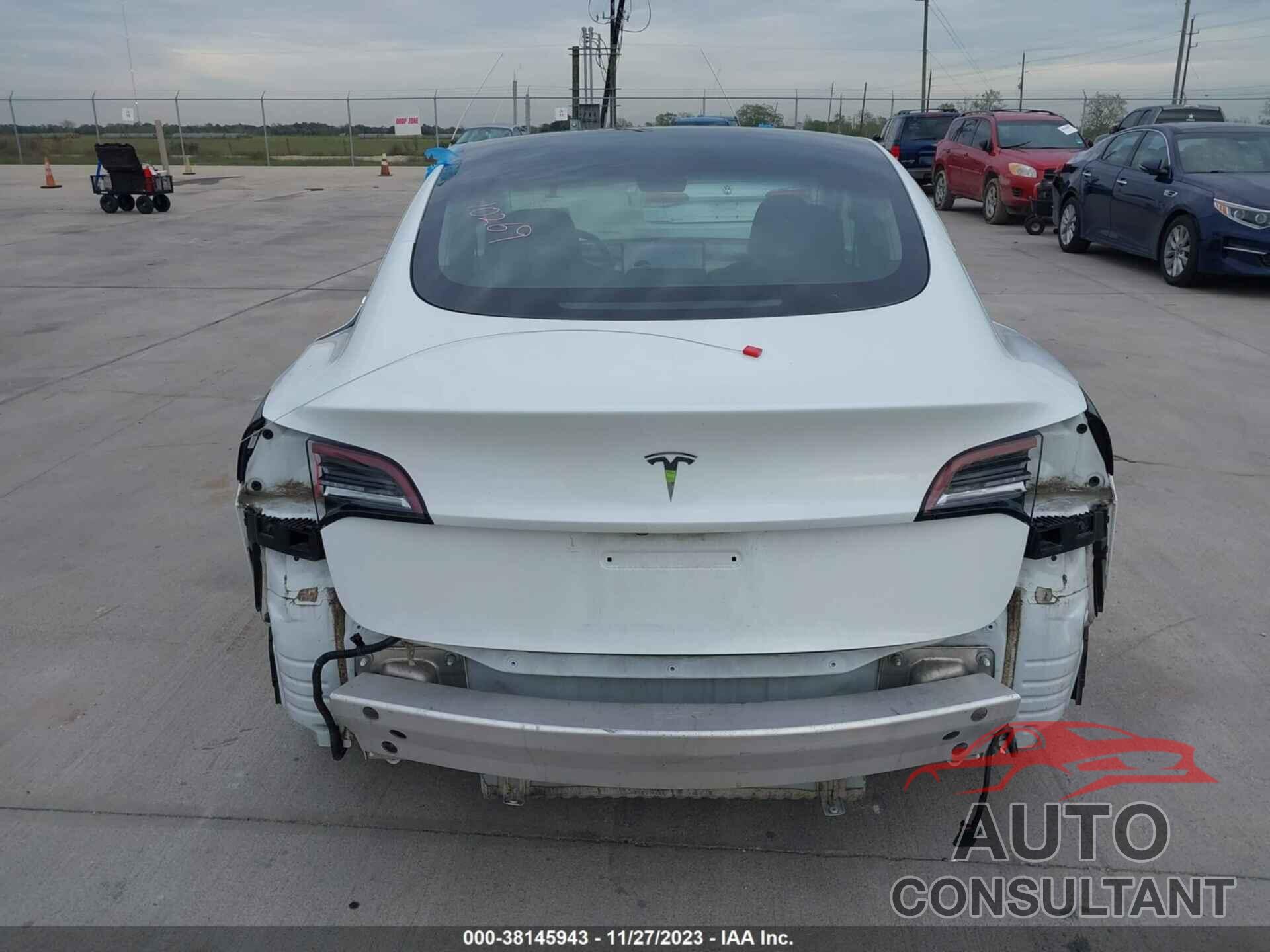 TESLA MODEL 3 2019 - 5YJ3E1EA2KF402435