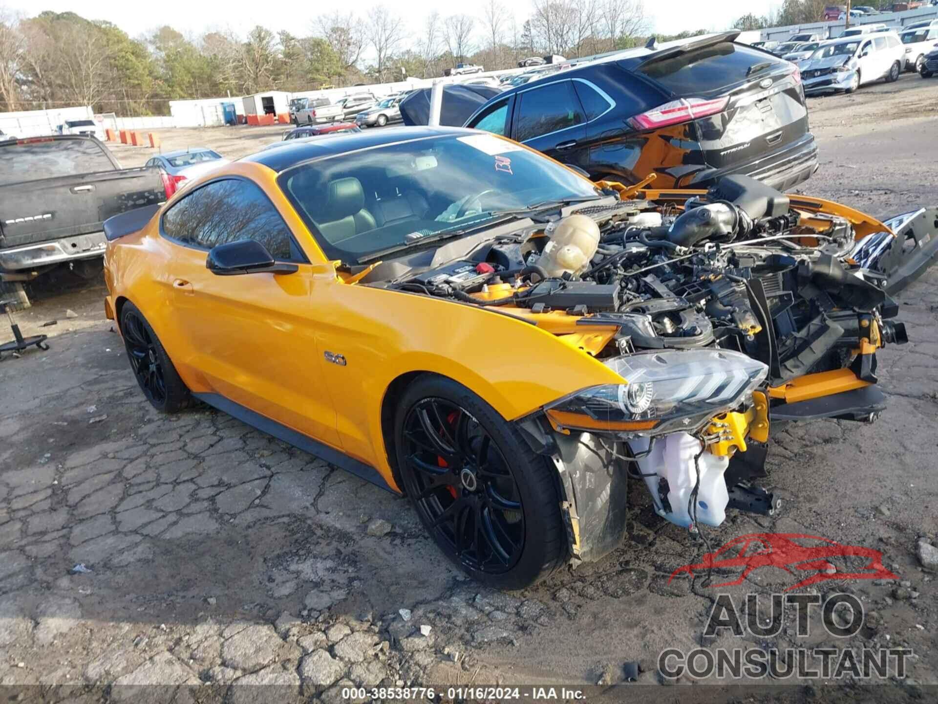 FORD MUSTANG 2018 - 1FA6P8CF6J5136700