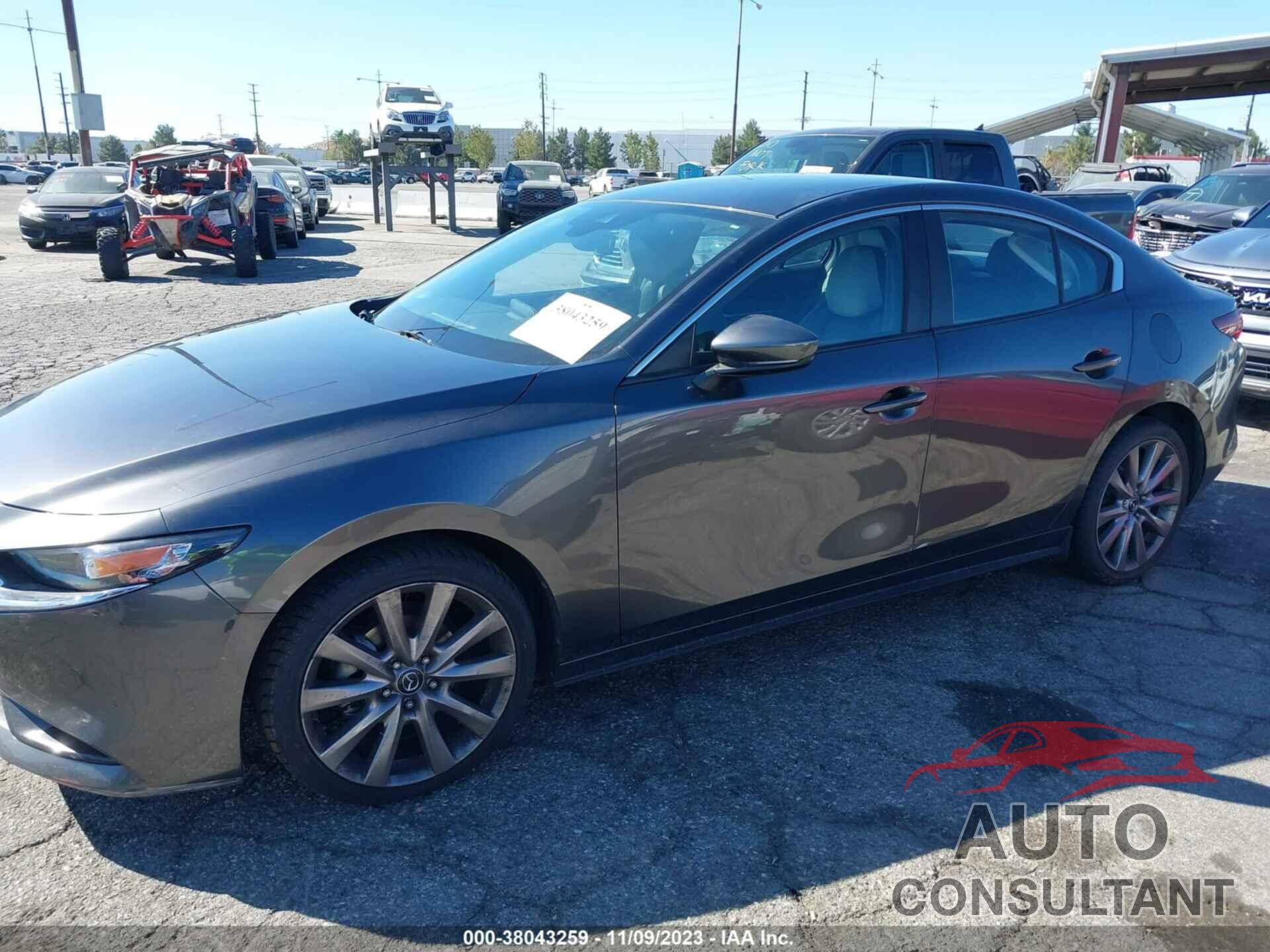 MAZDA 3 2019 - JM1BPACL3K1109176