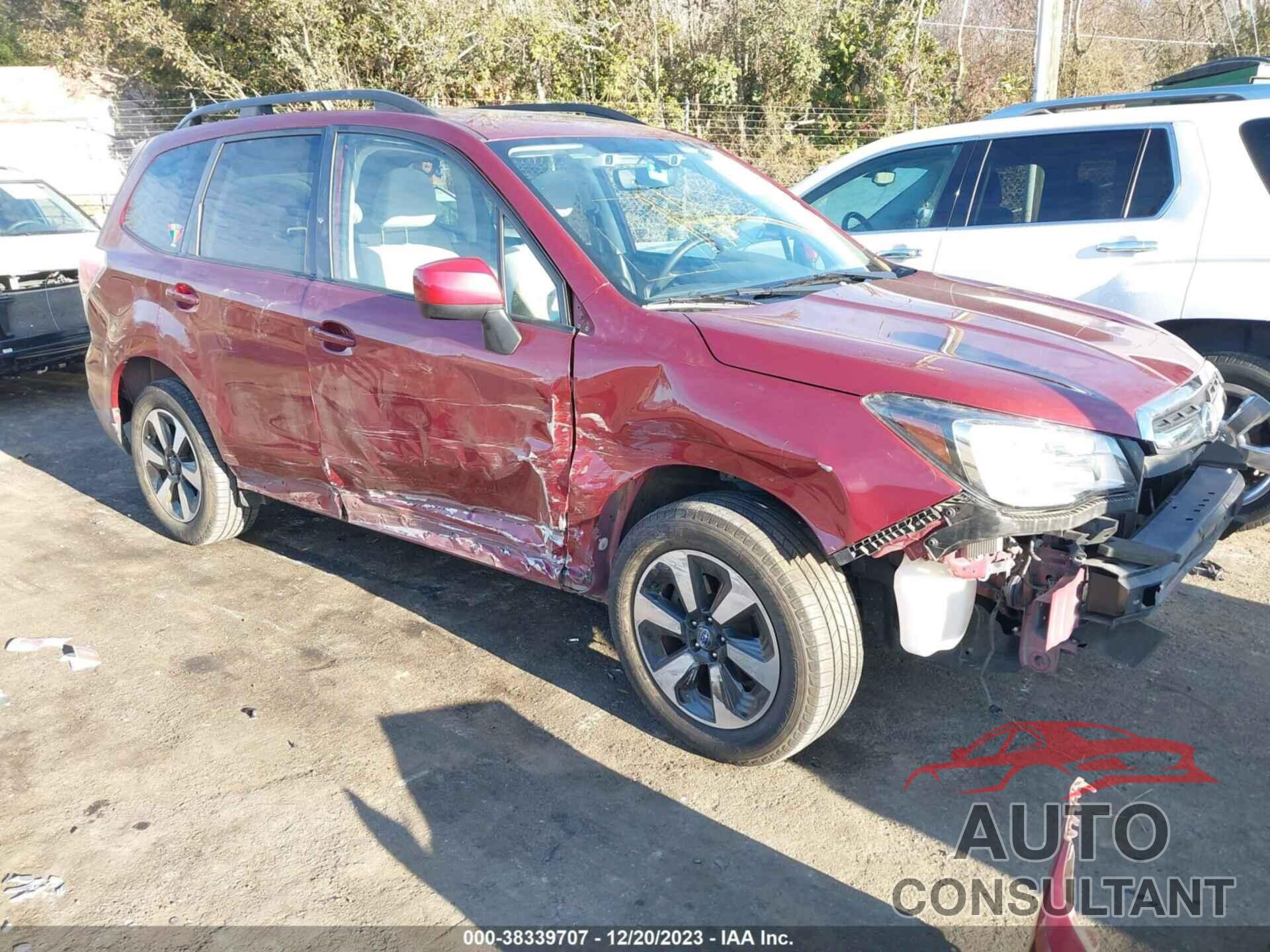 SUBARU FORESTER 2018 - JF2SJAGC1JH434265