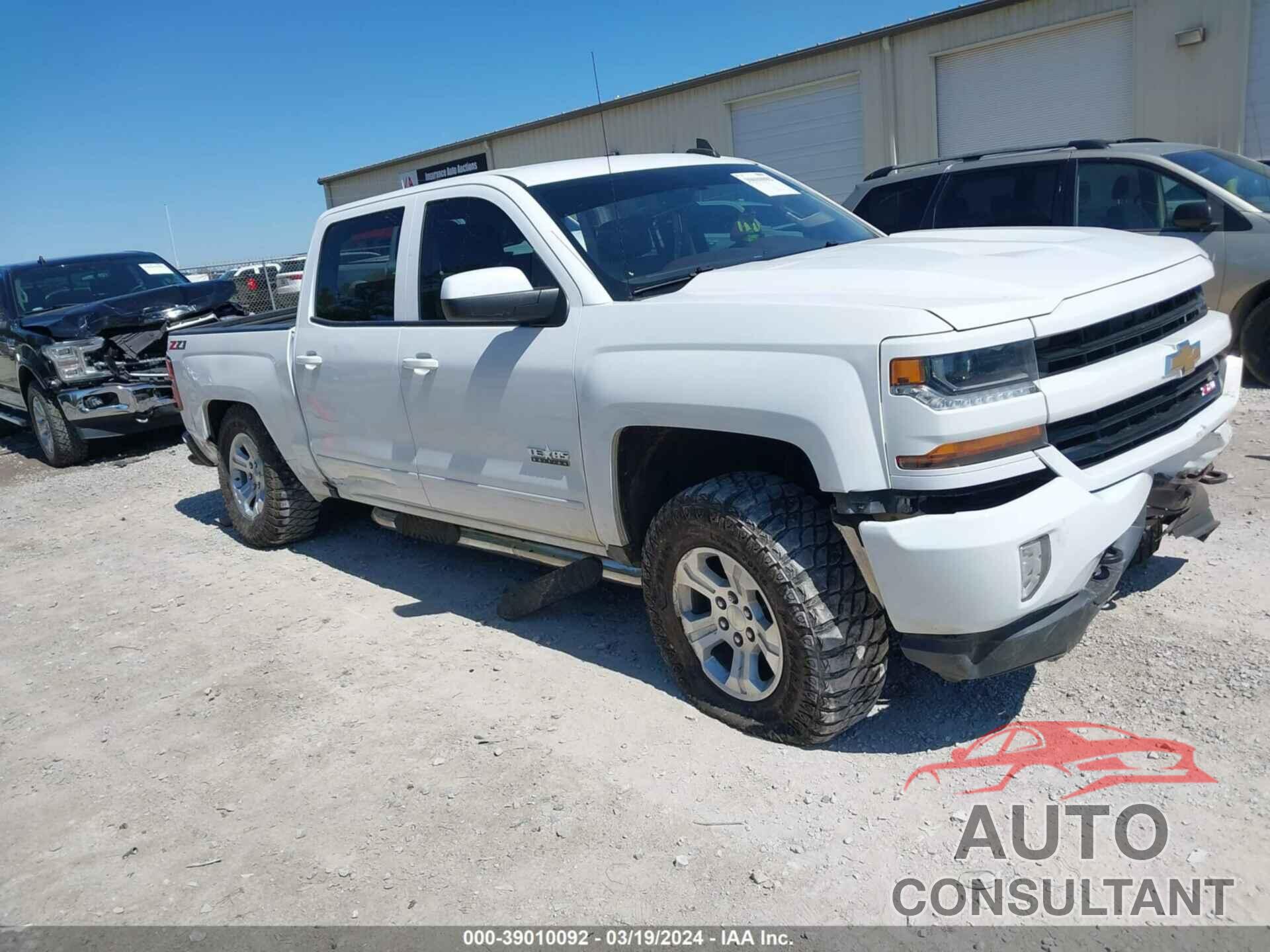 CHEVROLET SILVERADO 1500 2018 - 3GCUKREC5JG638549