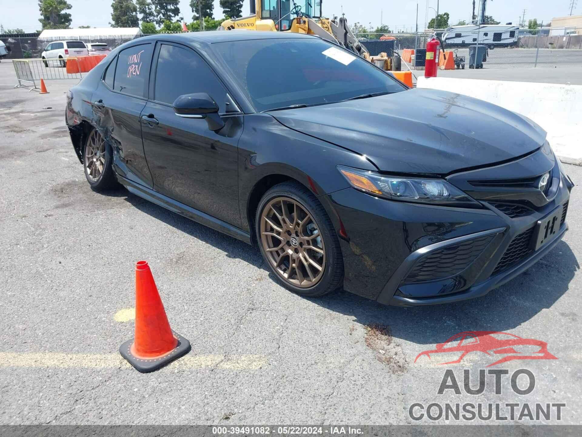 TOYOTA CAMRY 2024 - 4T1G11AK2RU204155