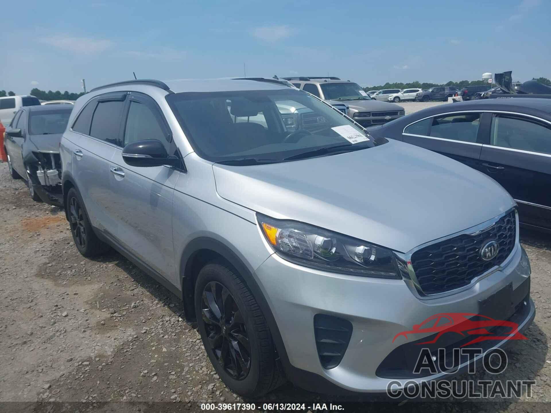 KIA SORENTO 2019 - 5XYPG4A53KG595144