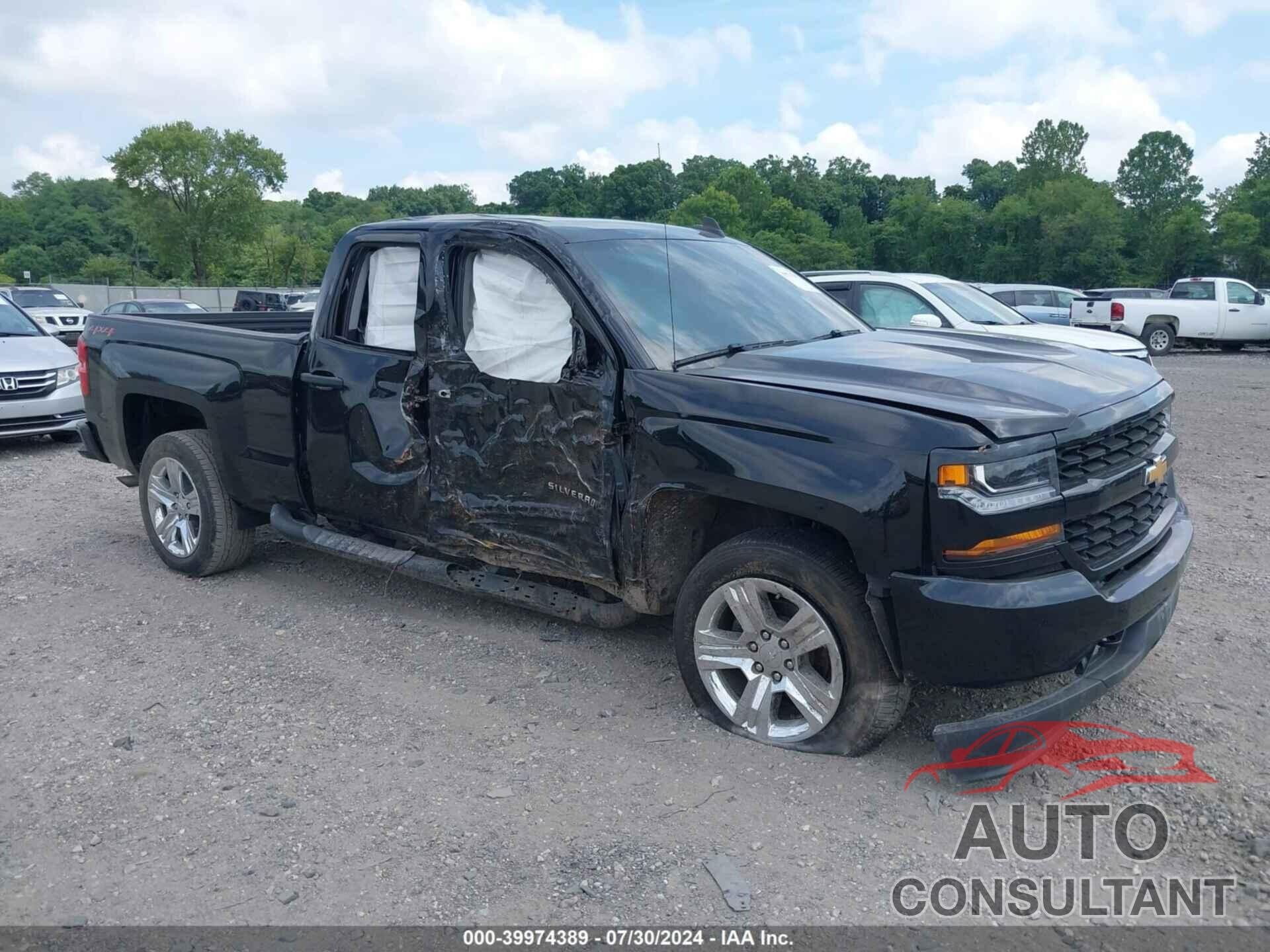 CHEVROLET SILVERADO 1500 2018 - 1GCVKPEC5JZ362687